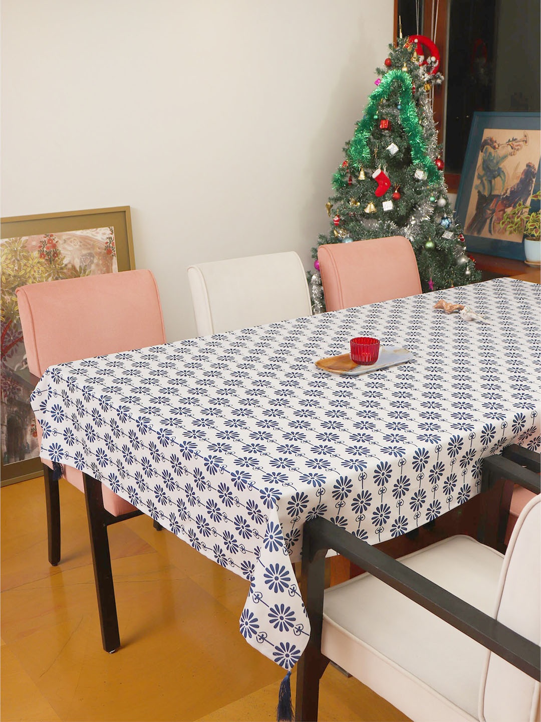 

ZEBA White & Blue Floral Printed Rectangular Table Cover