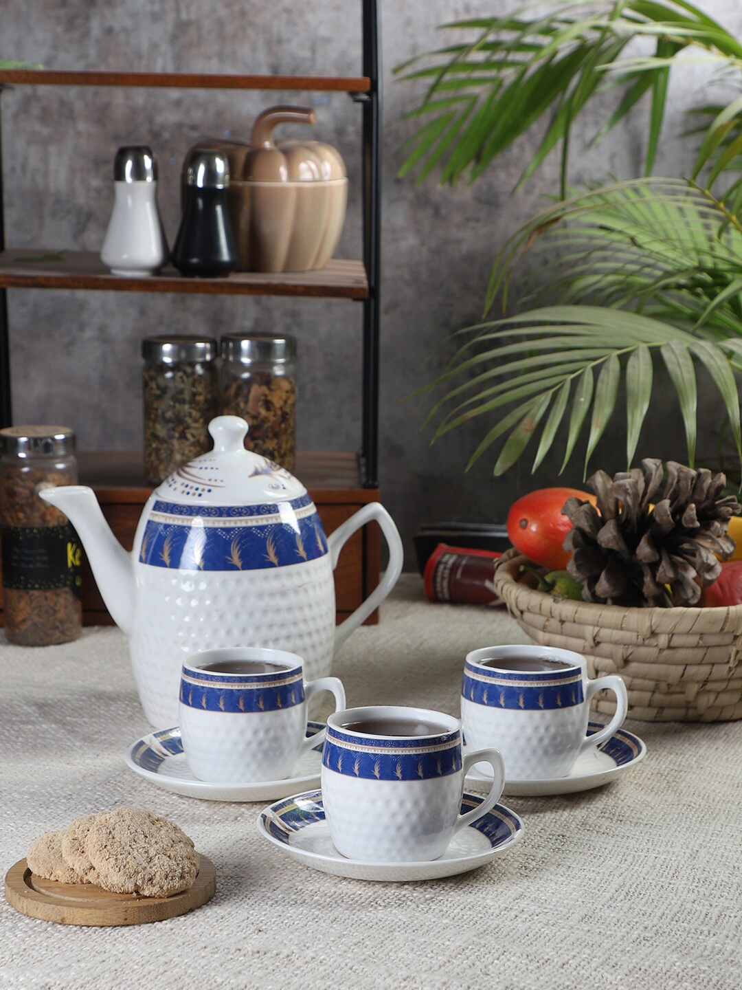 

CDI White & Blue 13 Pieces of Printed Dishwasher & Microwave safe Bone China Kettle Set
