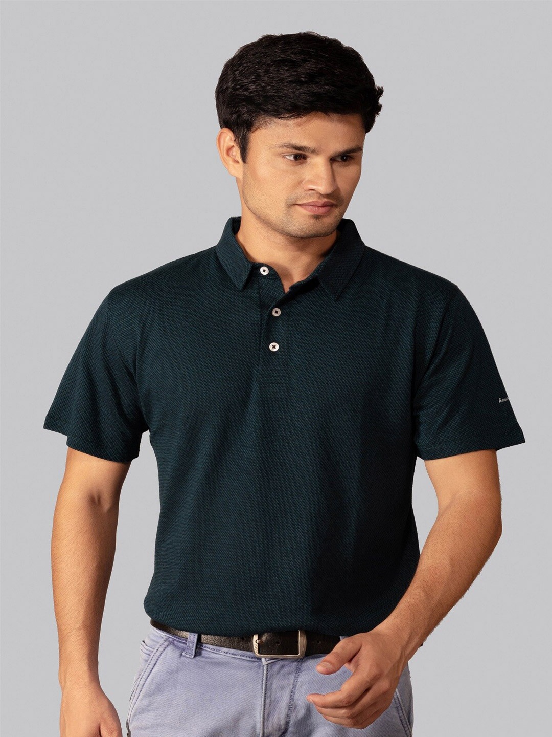 

Hencemade Men Green Polo Collar Slim Fit Cotton T-shirt