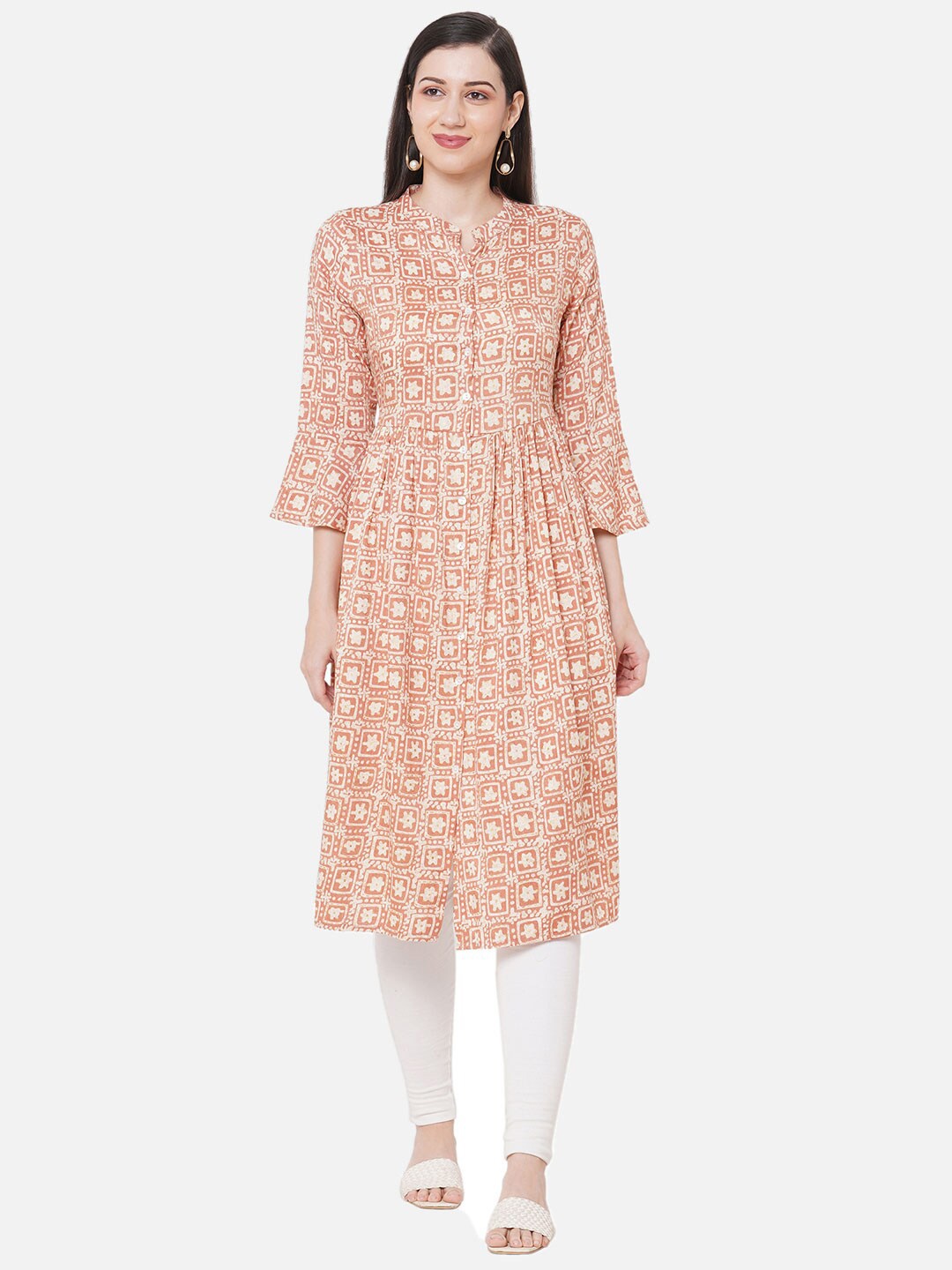

Fusion Beats Women Beige & Peach Floral Printed Bell Sleeves Floral Kurta