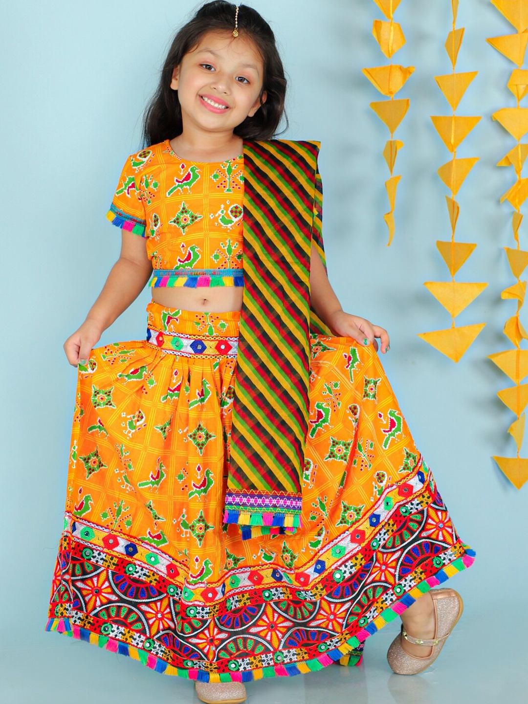 

KID1 Girls Yellow & Green Printed Cotton Ready to Wear Lehenga & Blouse With Dupatta