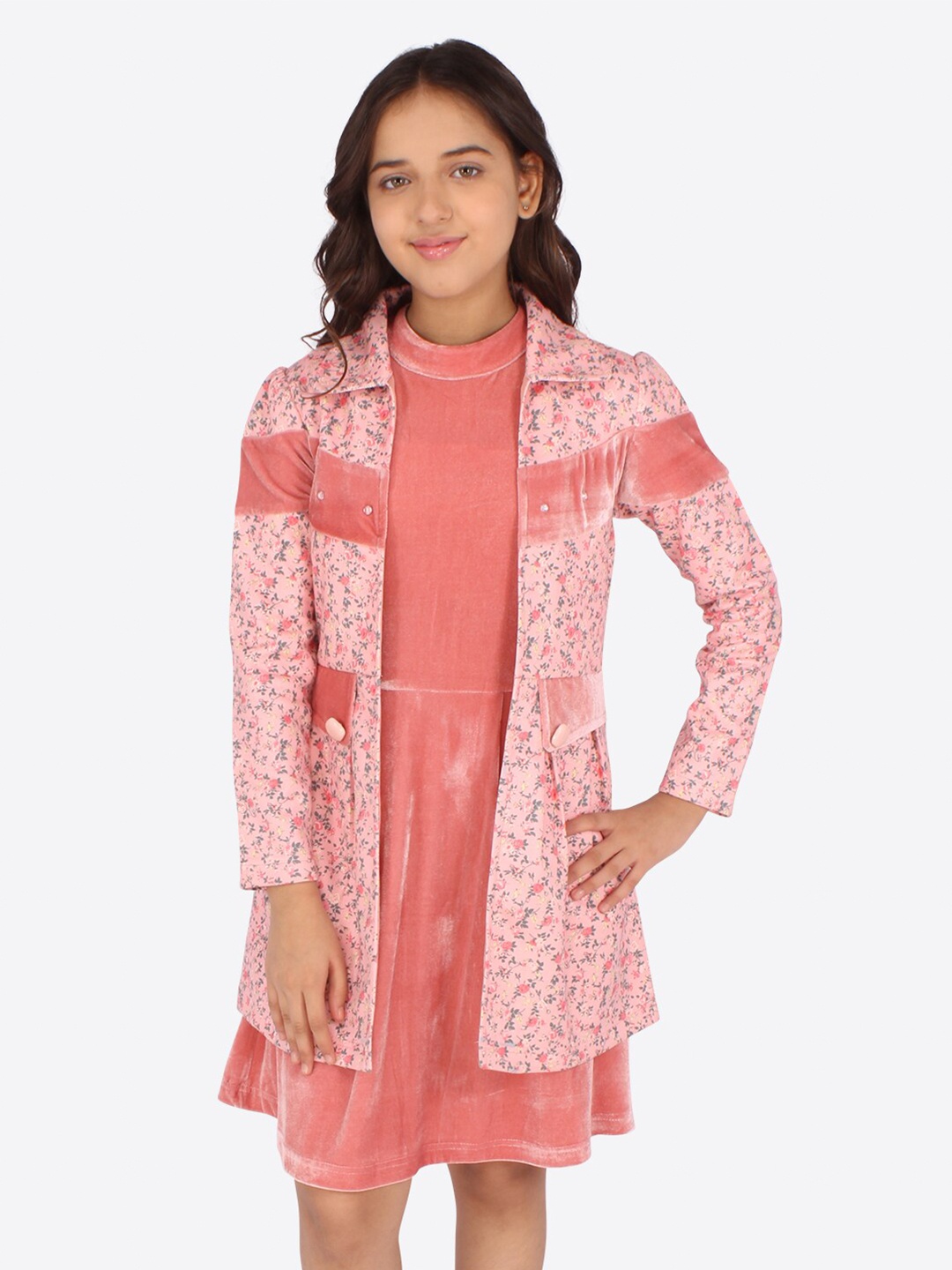 

CUTECUMBER Peach Mock Neck A-Line Dress With Jacket