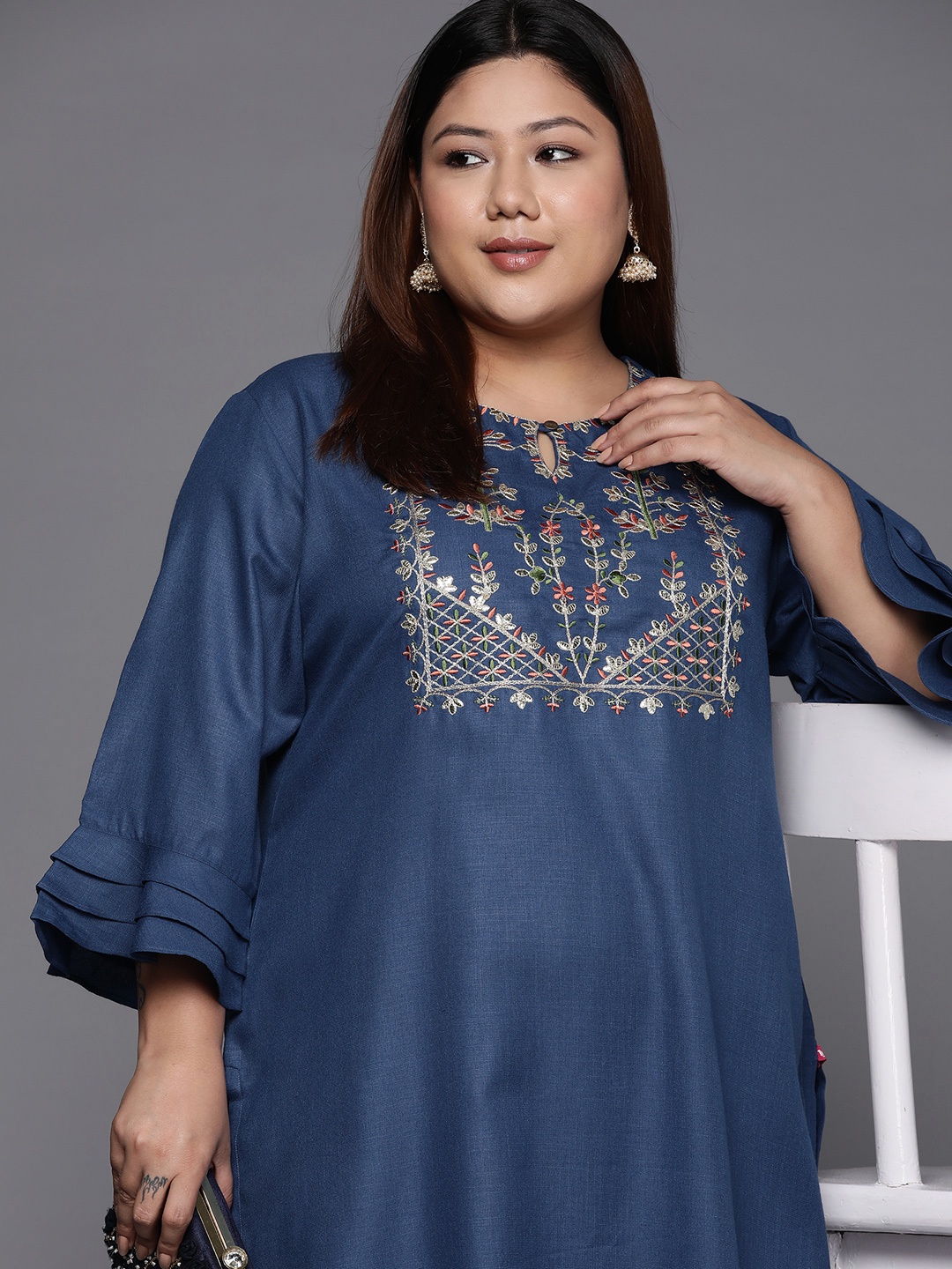 

Varanga Blue Floral Embroidered Bell Sleeves Floral Kurta