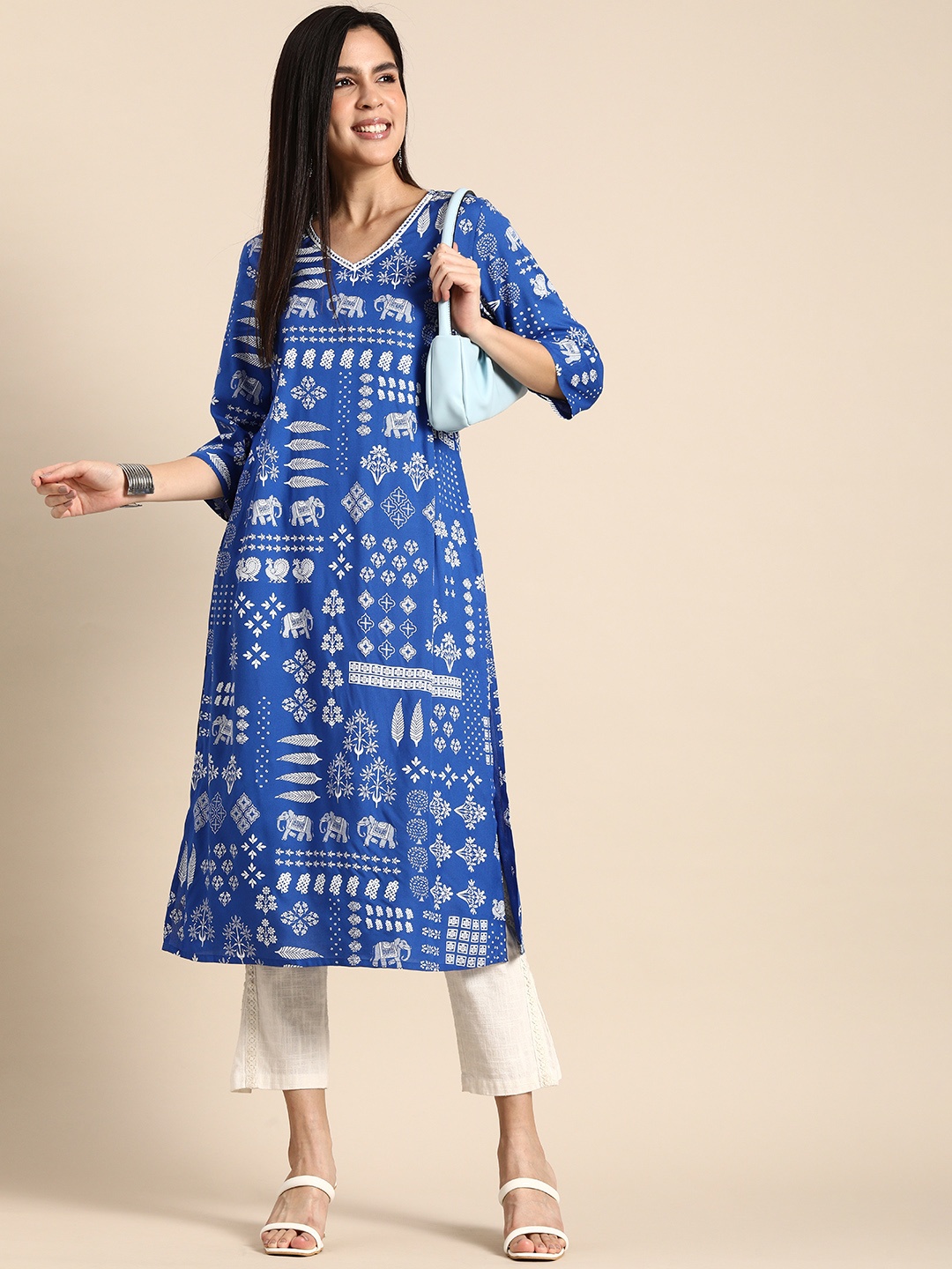 

Anouk Women Ethnic Motifs Printed V-Neck Kurta, Blue