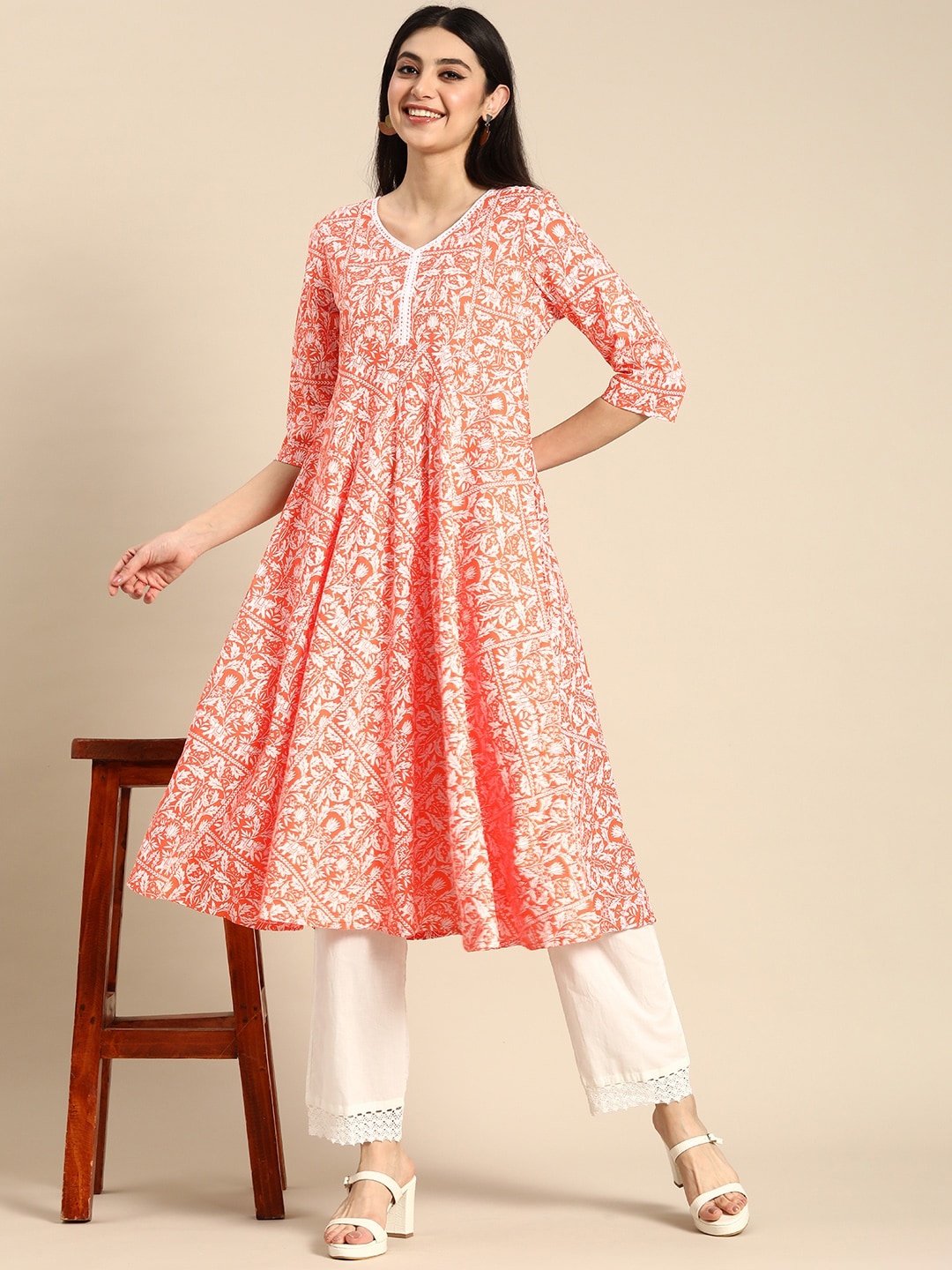 

Anouk V-Neck Ethnic Motifs Printed Anarkali Kurta, Orange