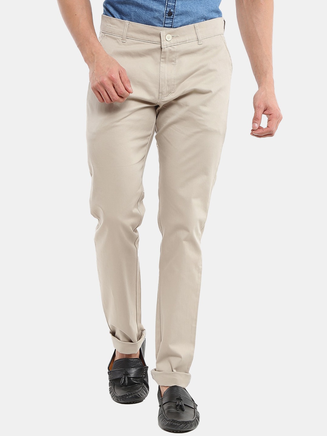 

V-Mart Men Cream Classic Slim Fit Chinos Trouser