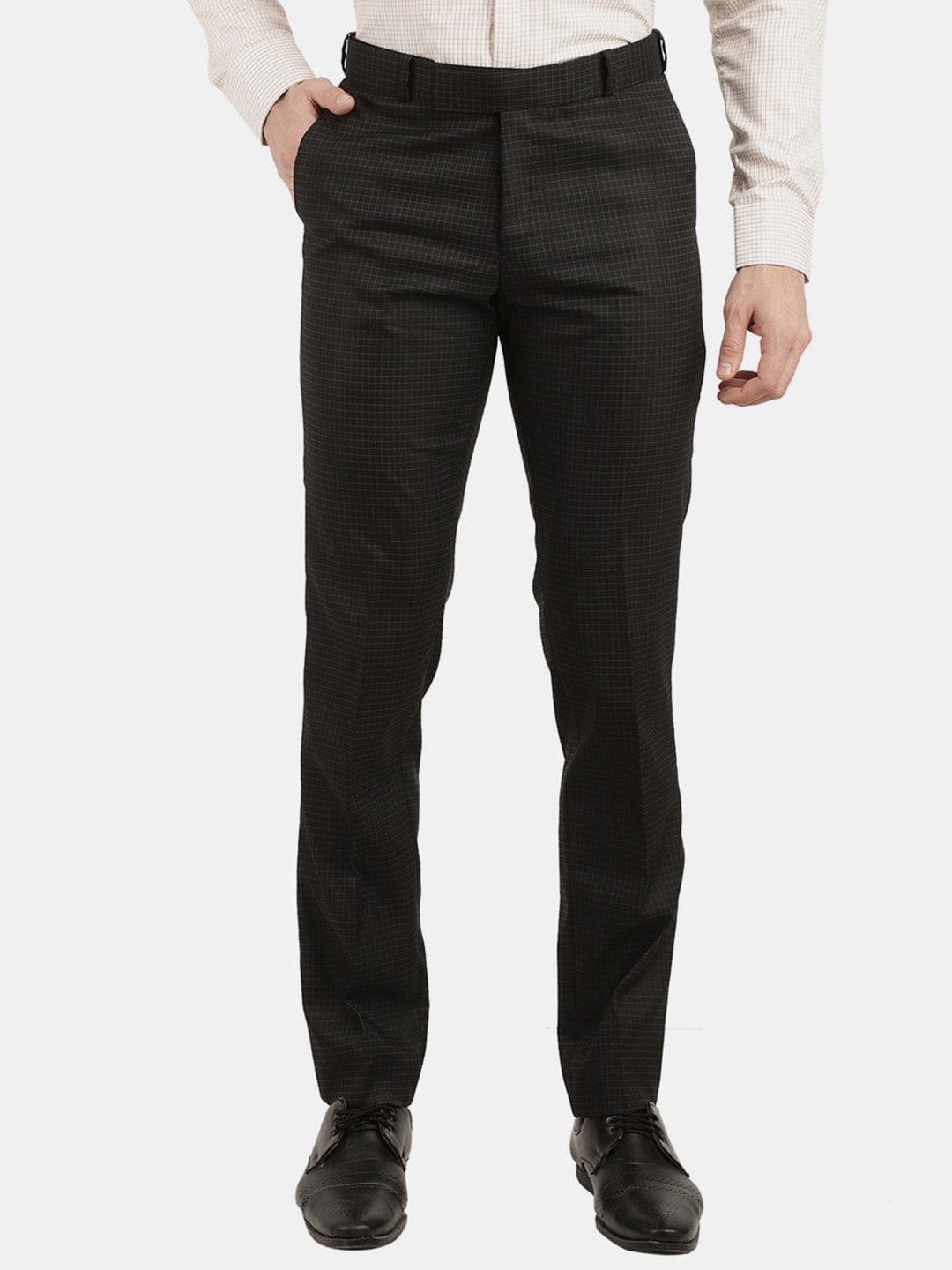 

V-Mart Men Black Classic Slim Fit Trousers