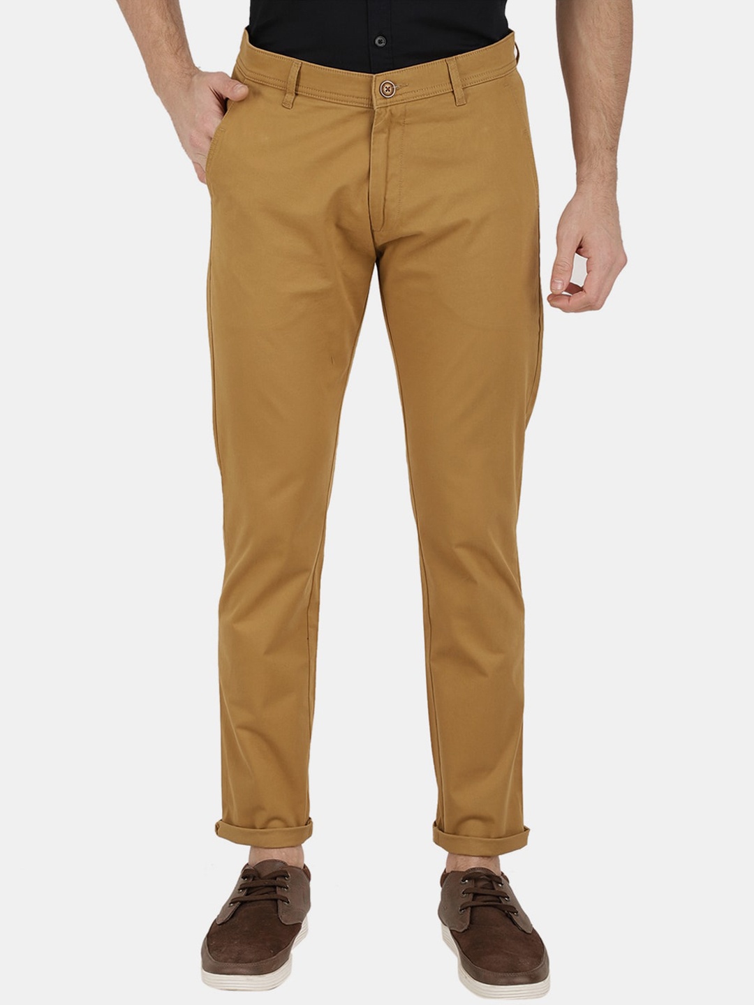 

V-Mart Men Khaki Solid Classic Slim Fit Chinos Trouser