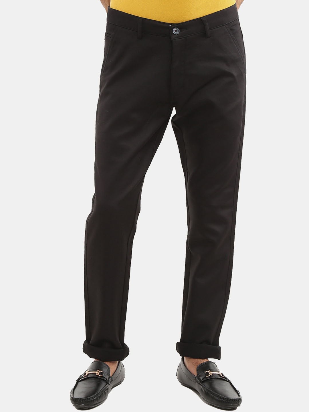 

V-Mart Men Black Solid Classic Slim Fit Chinos Trouser