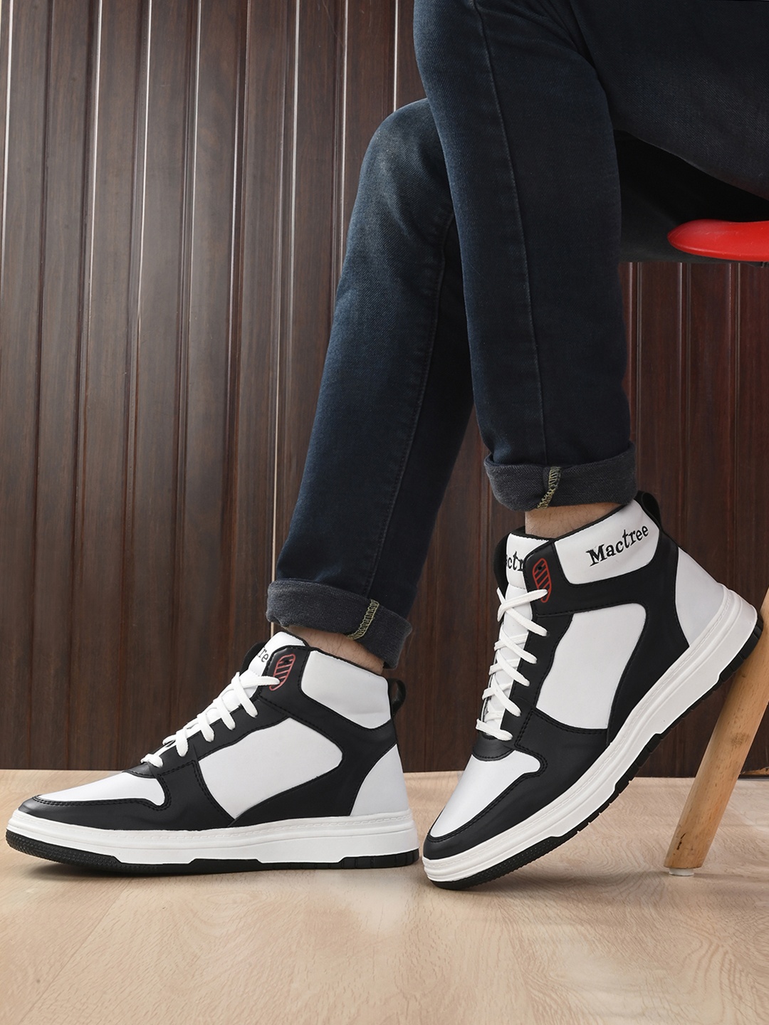 

Mactree Men White Colourblocked PU Sneakers