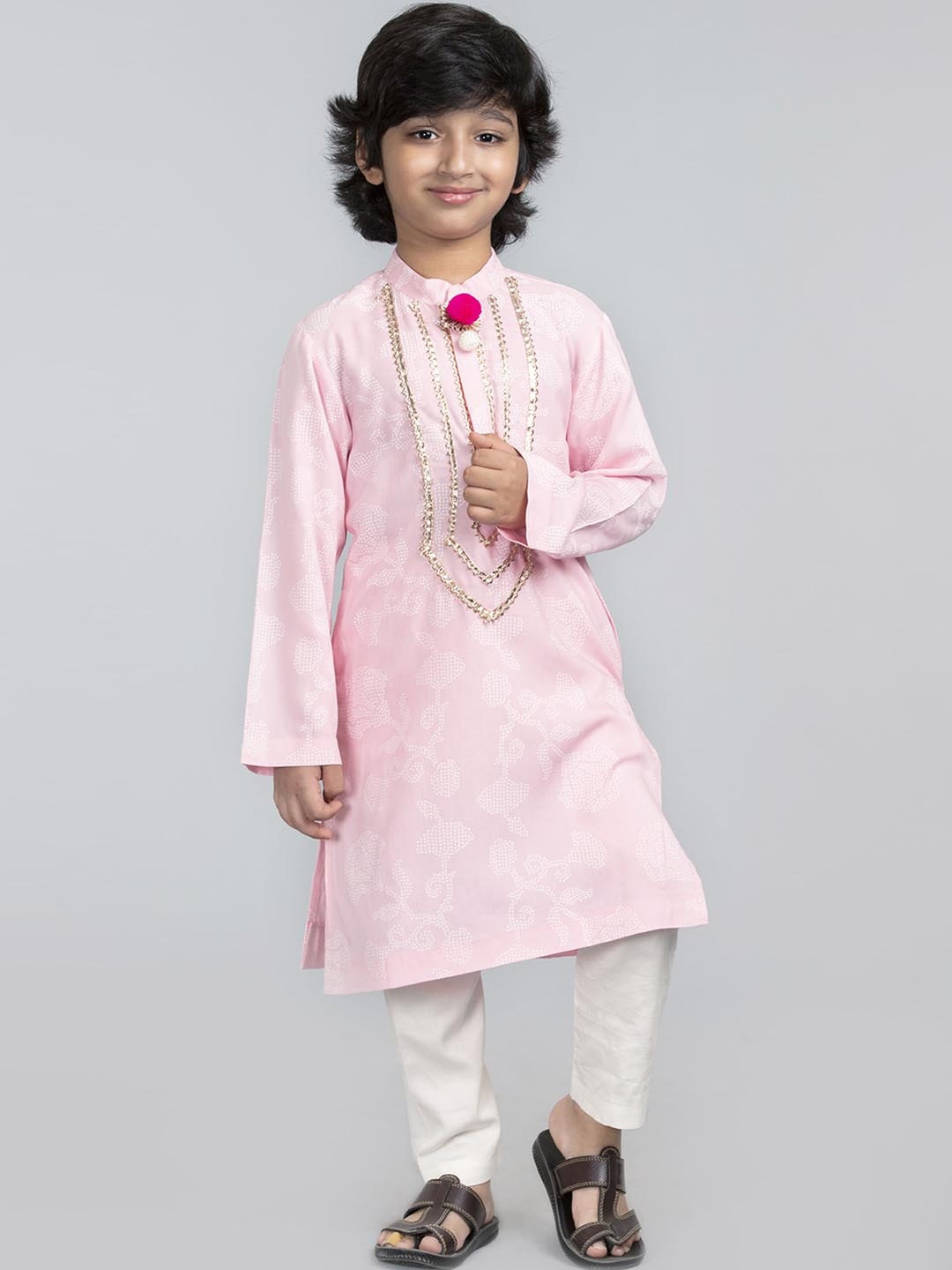 

BYB PREMIUM Boys Pink Floral Printed Gotta Patti Kurta with Pyjamas