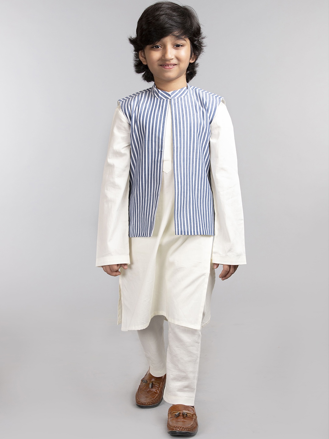 

BYB PREMIUM Boys White Kurta with Pyjamas & with Nehru Jacket