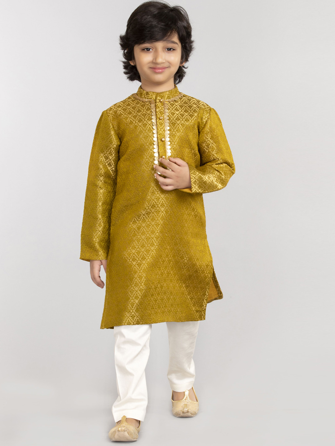 

BYB PREMIUM Boys Green Woven Design Kurta with Pyjamas