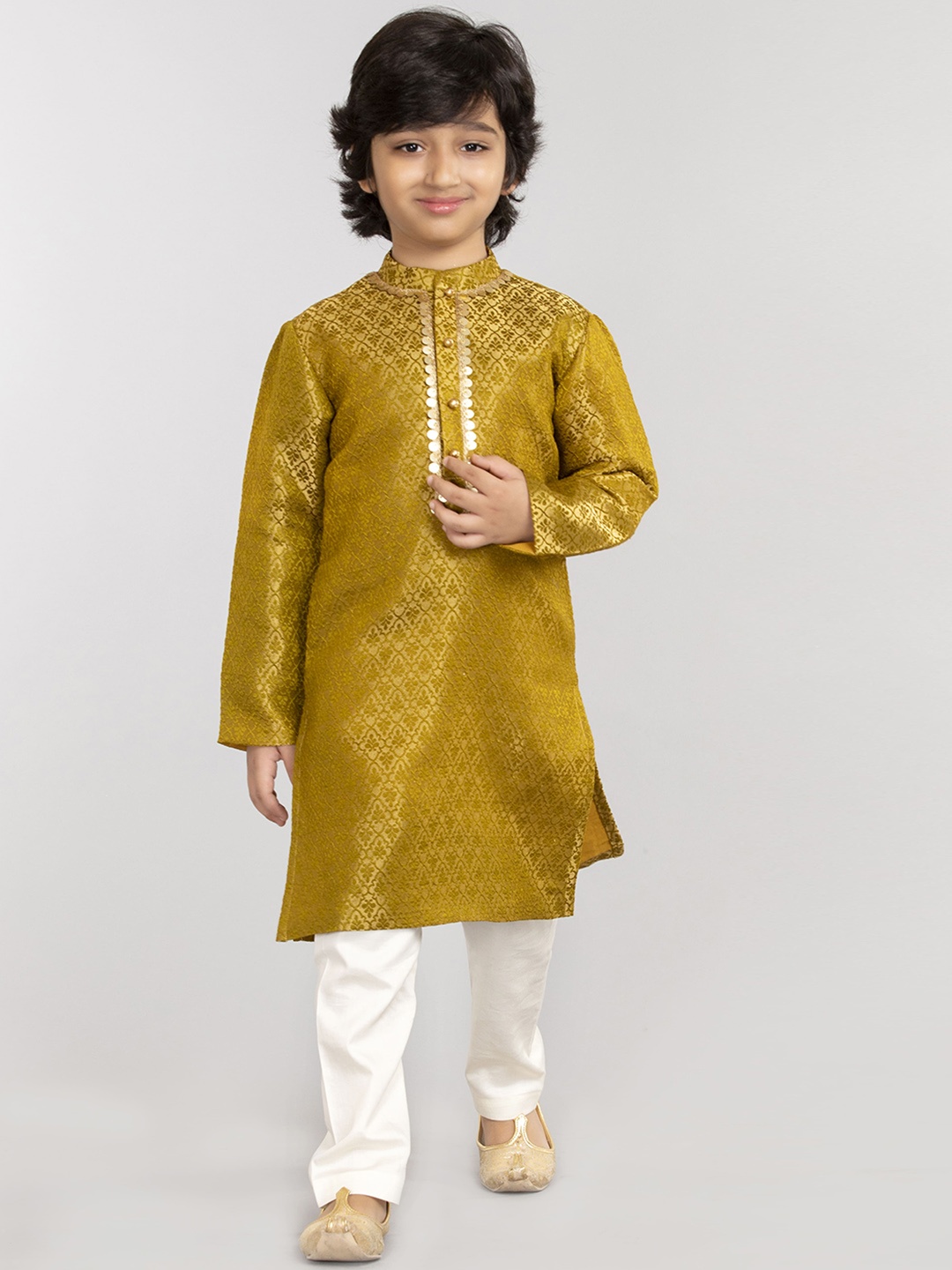 

BYB PREMIUM Boys Green Kurta with Pyjamas