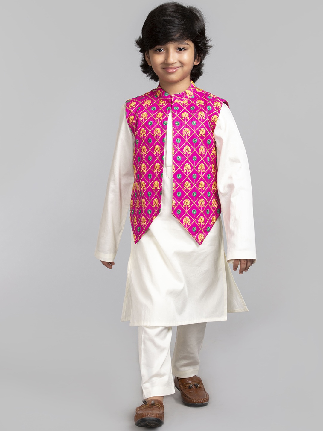 

BYB PREMIUM Boys White Kurta with Pyjamas With Jacket