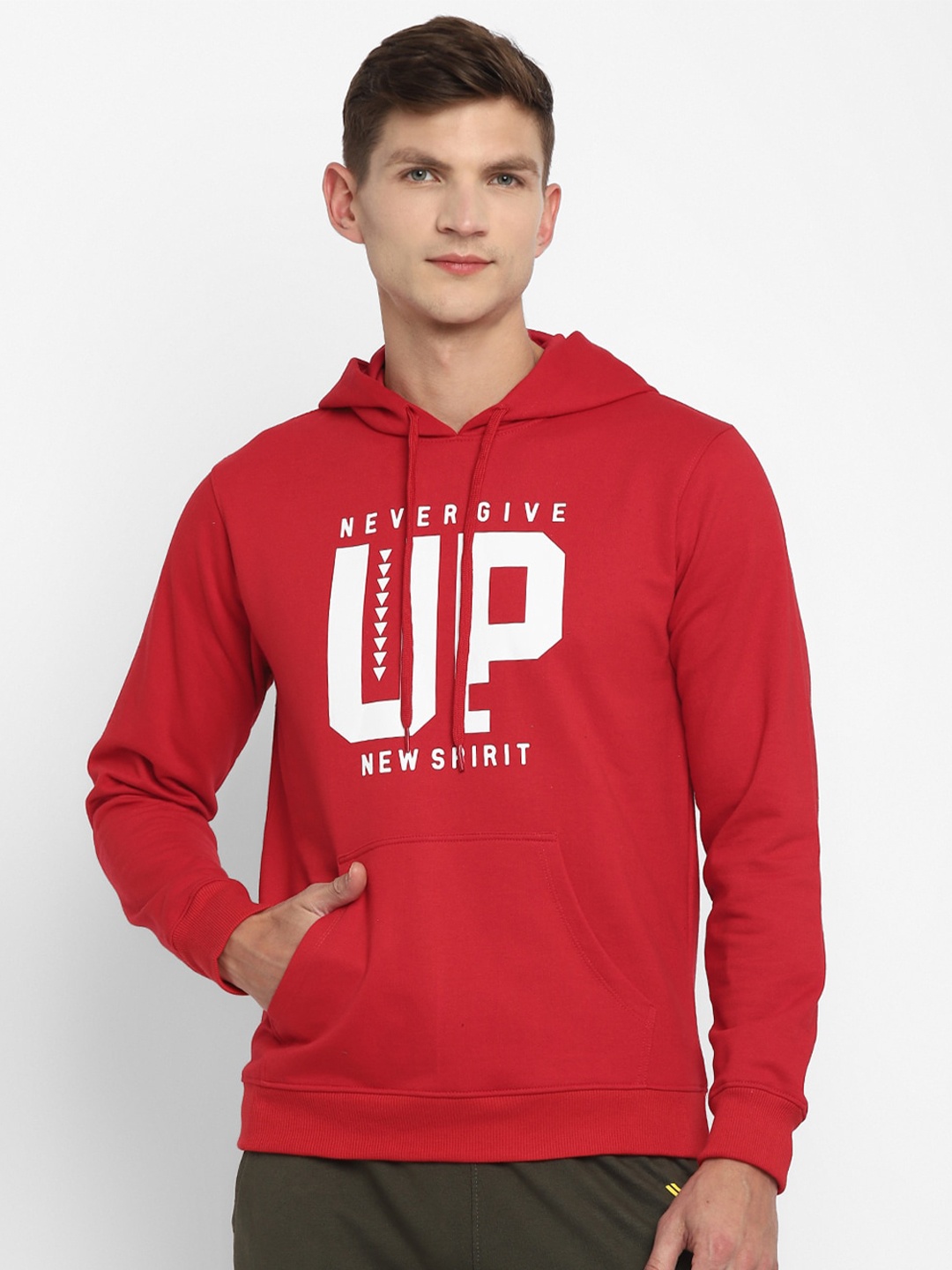 

Yuuki Men Red Printed Hooded Cotton Sweatshirt