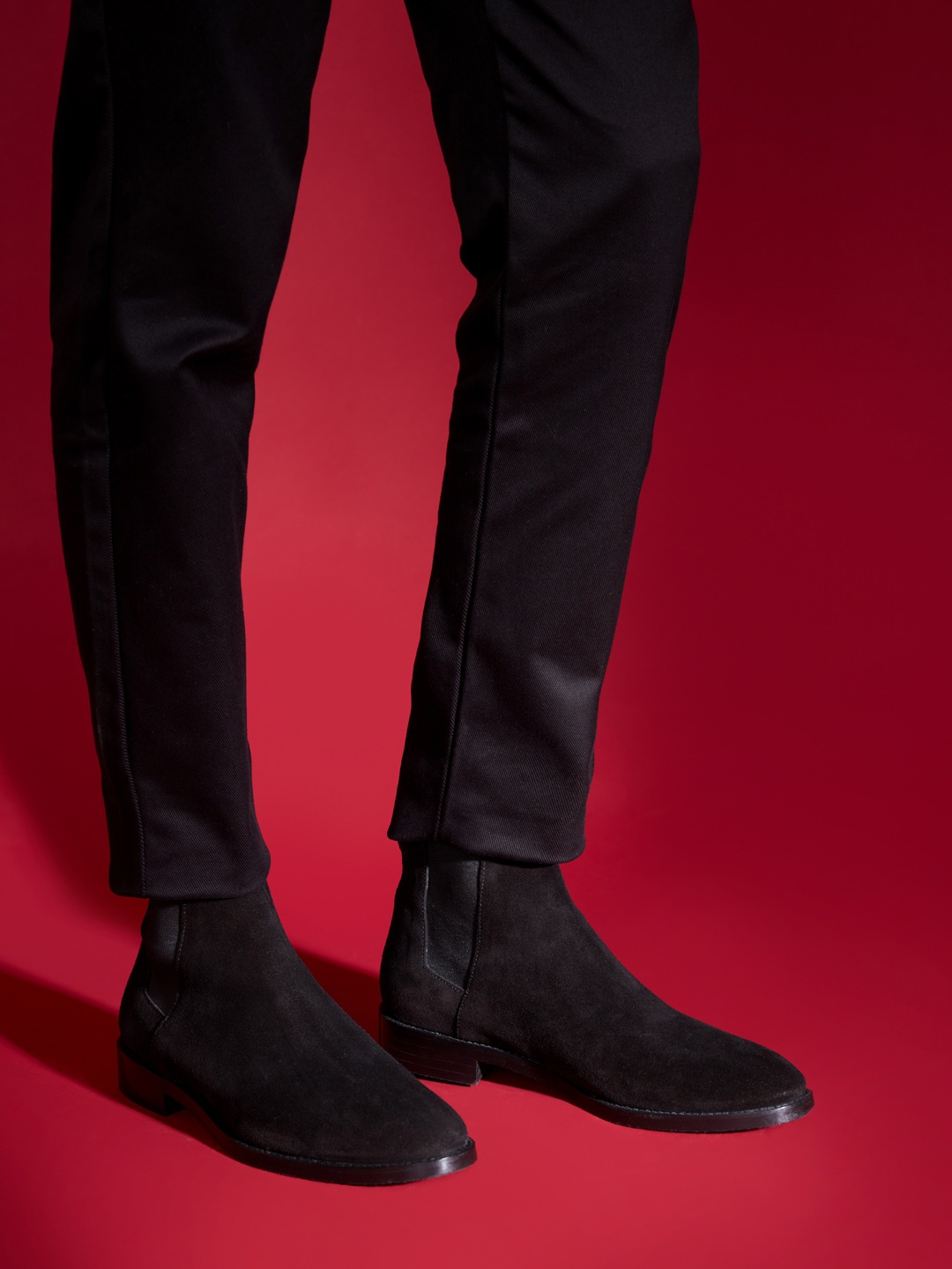 

Saint G Men Black Solid Chelsea Boots