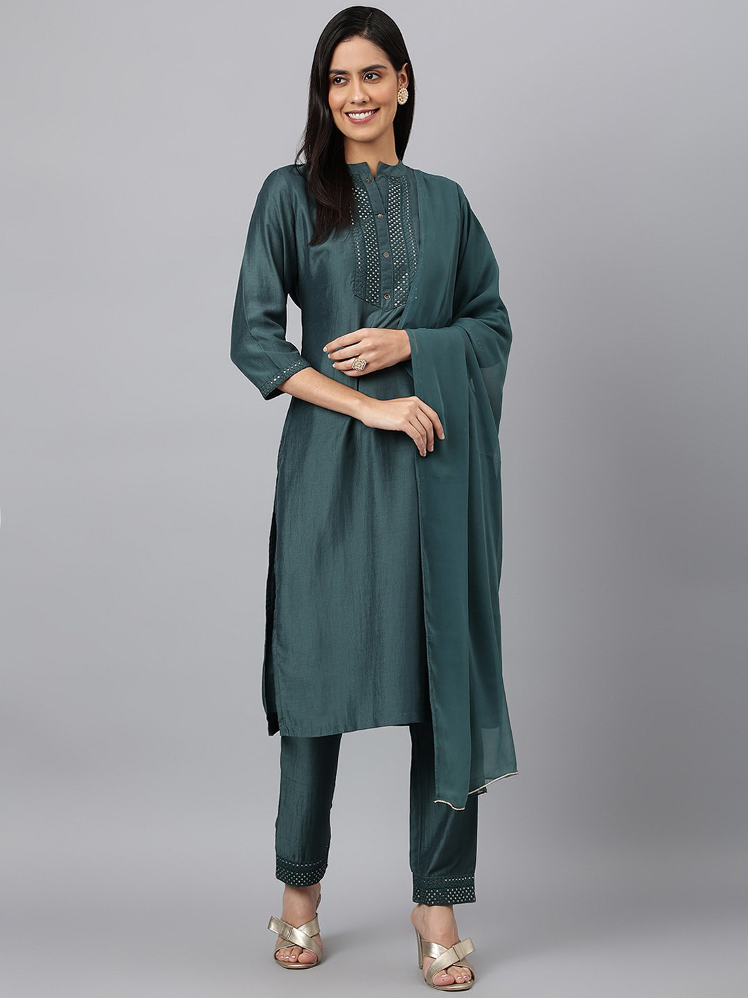 

MEESAN Women Green Kurta with Trousers & With Dupatta