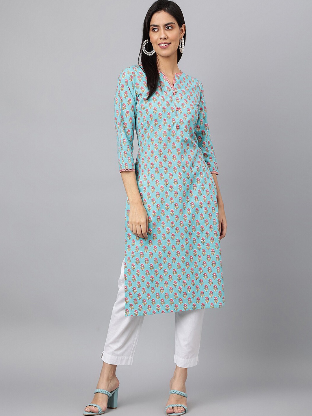 

MEESAN Women Blue Floral Printed Pure Cotton Kurta