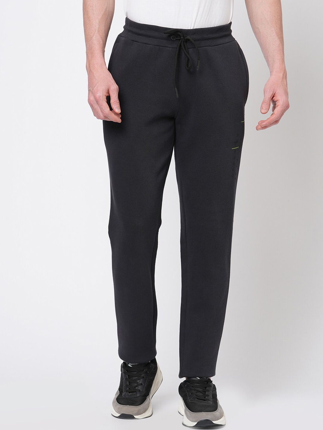 

Sweet Dreams Men Grey Solid Track Pants