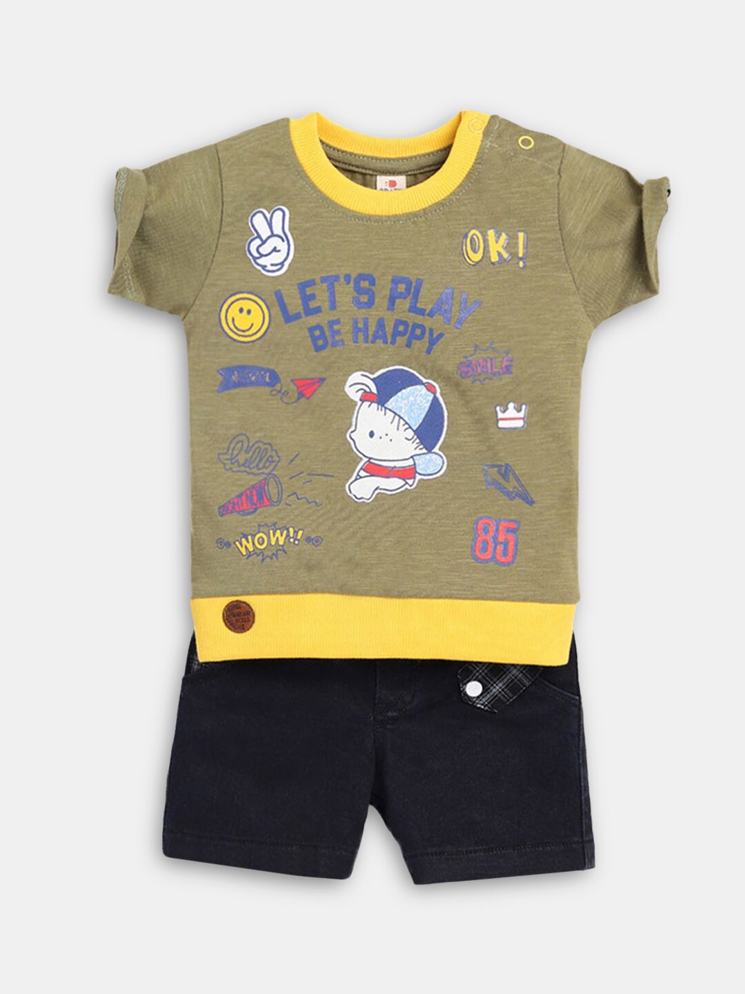 

Hopscotch Kids Green & Black Printed Pure Cotton T-shirt with Shorts