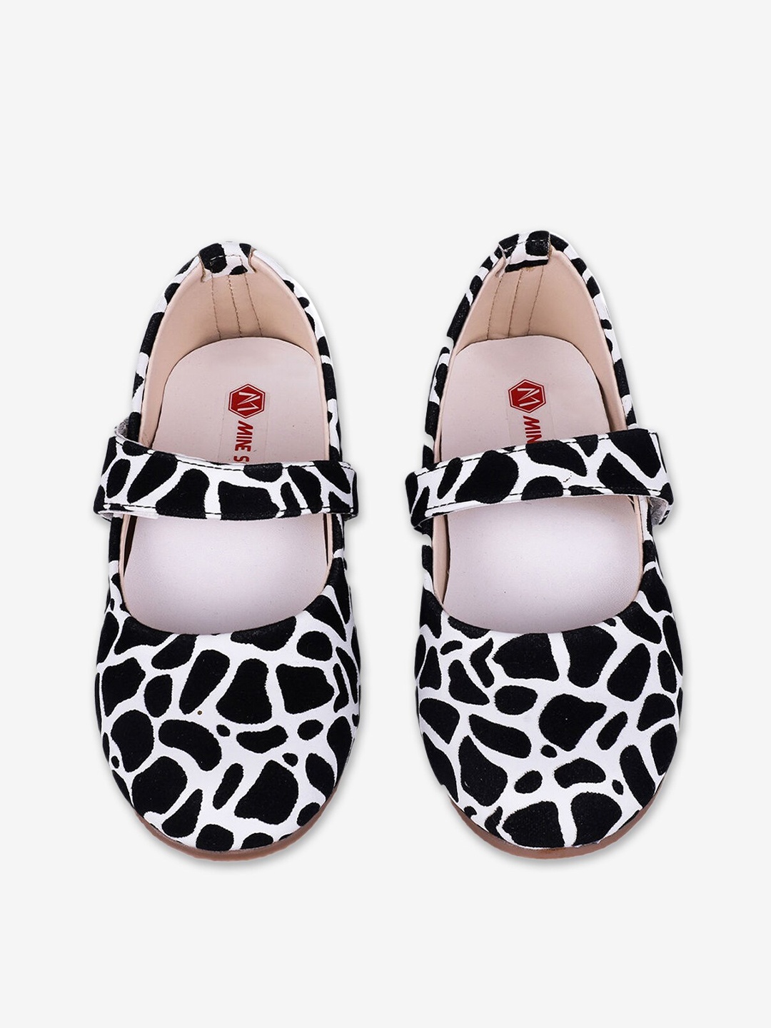 

Hopscotch Girls Black & White Printed Ballerinas