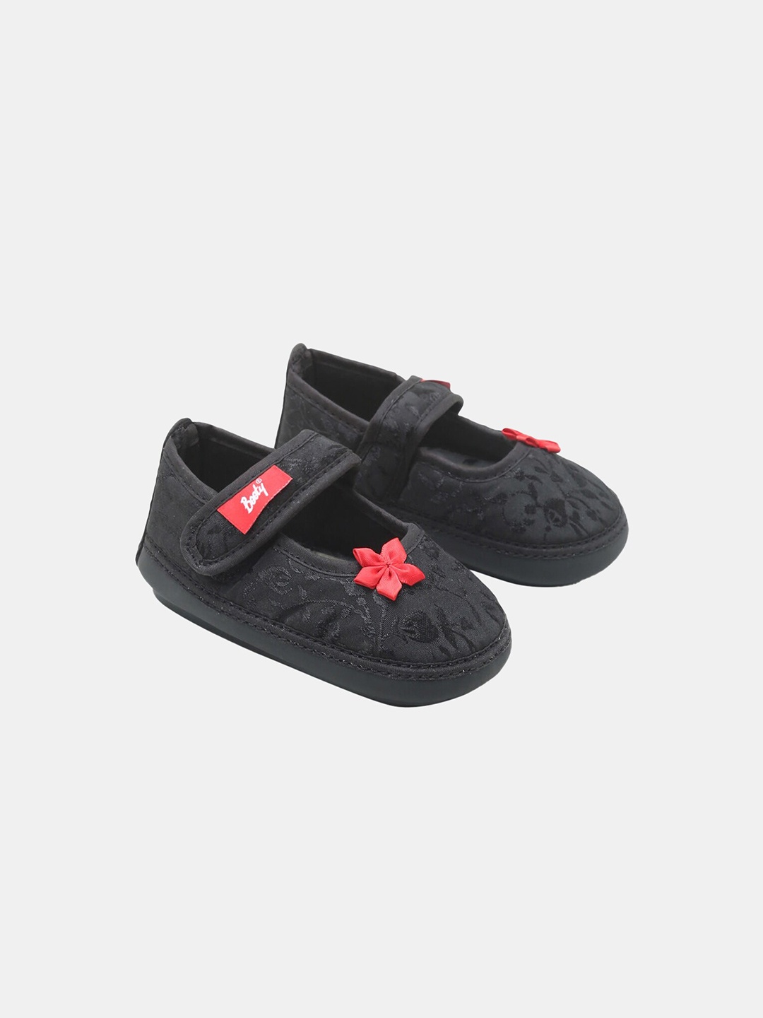 

Hopscotch Girls Black Printed Ballerinas Flats