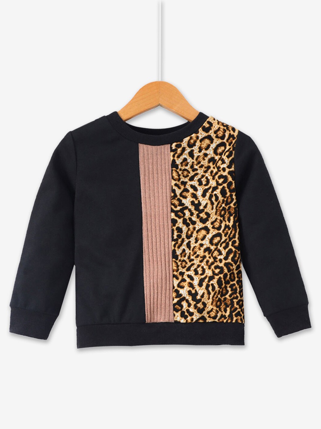 

Hopscotch Girls Black Printed Sweatshirt