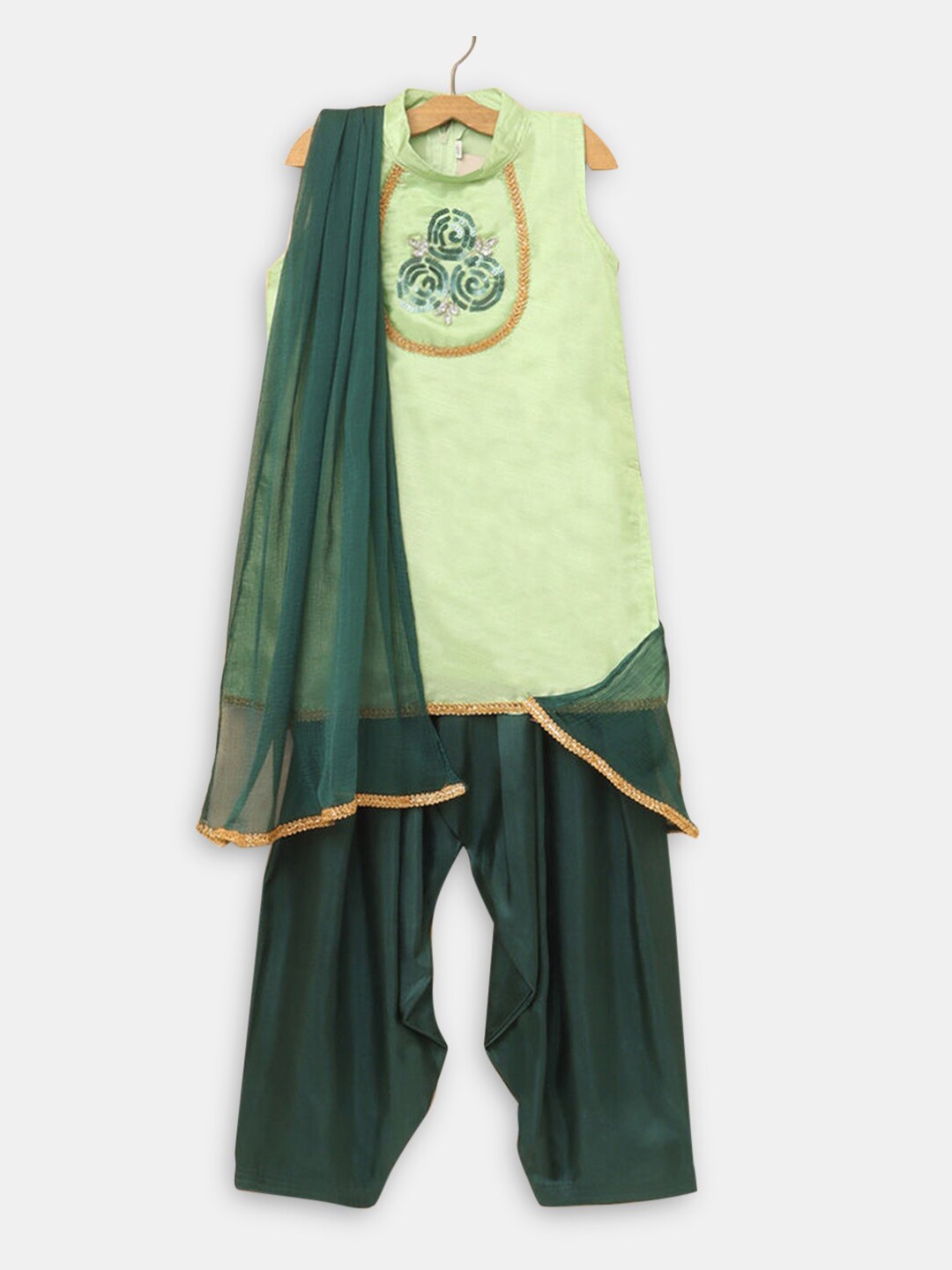 

Hopscotch Girls Green Embroidered Sequinned Kurta With Salwar & With Dupatta