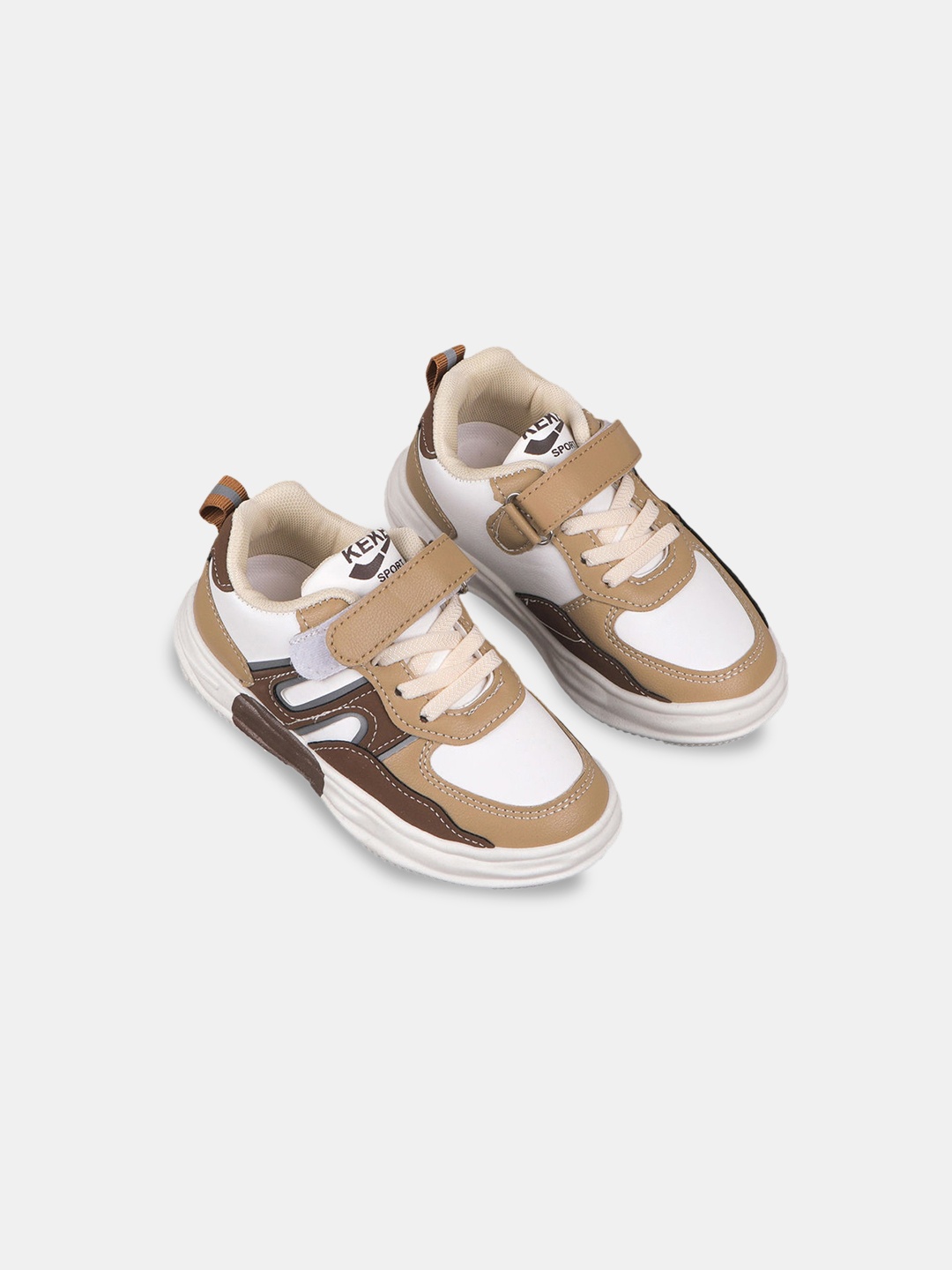 

Hopscotch Kids Brown Colourblocked Sneakers