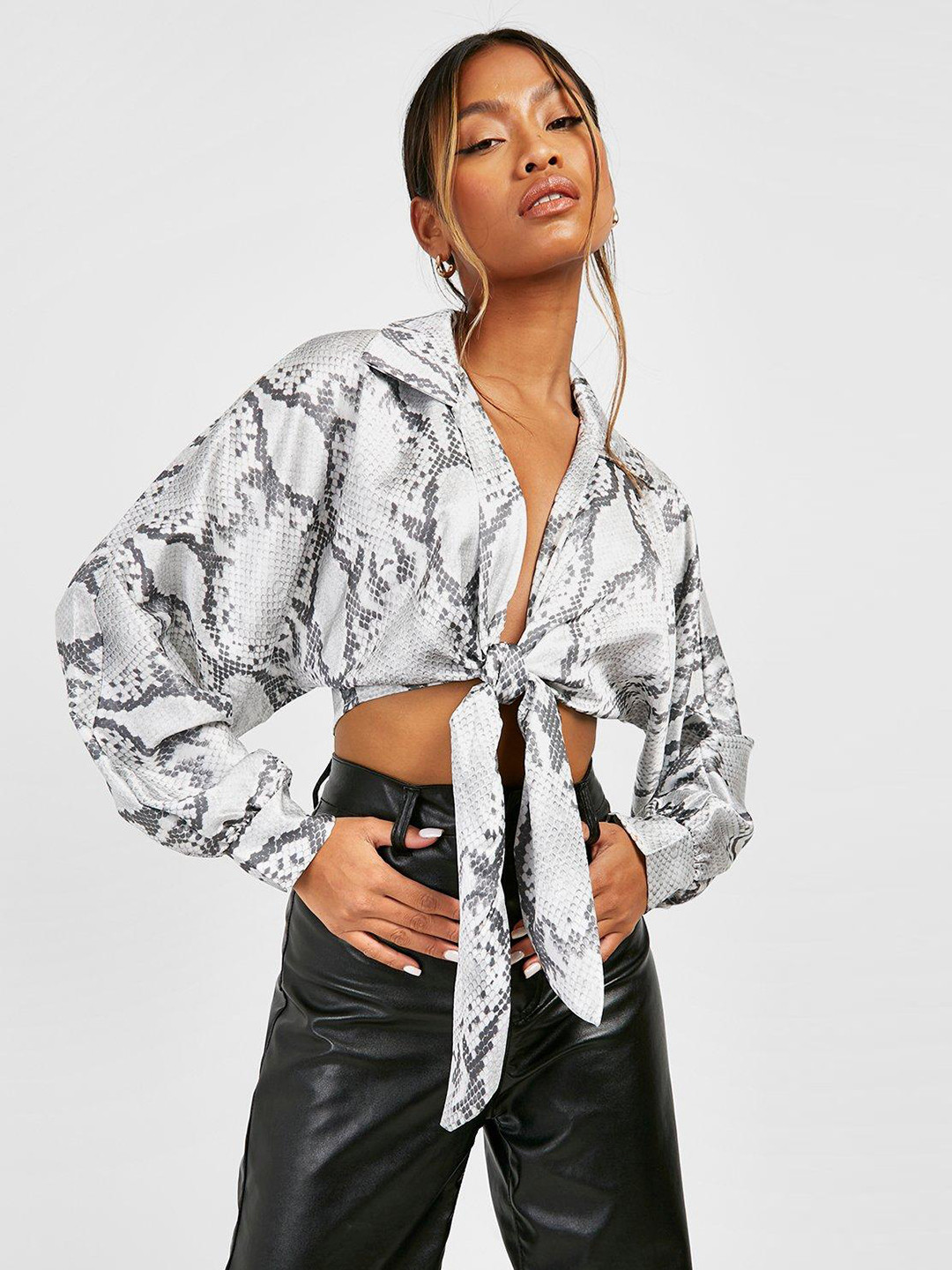 

Boohoo Women Tie-Up Front Balloon Sleeve Snake Print Shirt, White