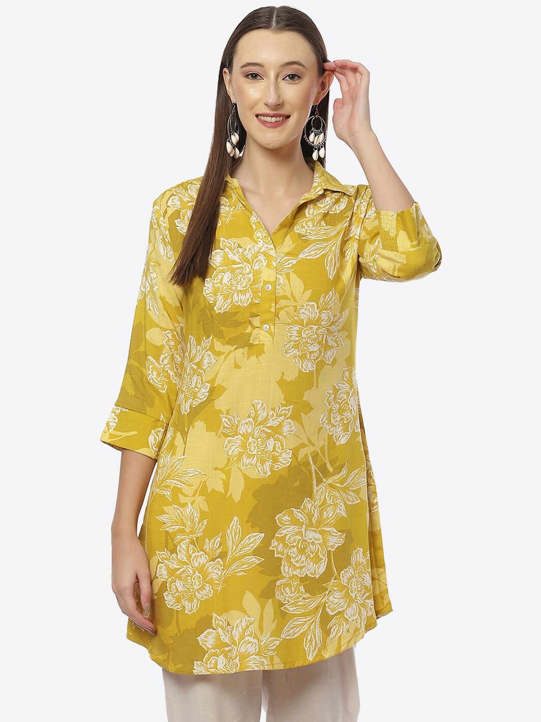 

Biba Women Olive Green Classic Floral Printed Longline Casual Shirt
