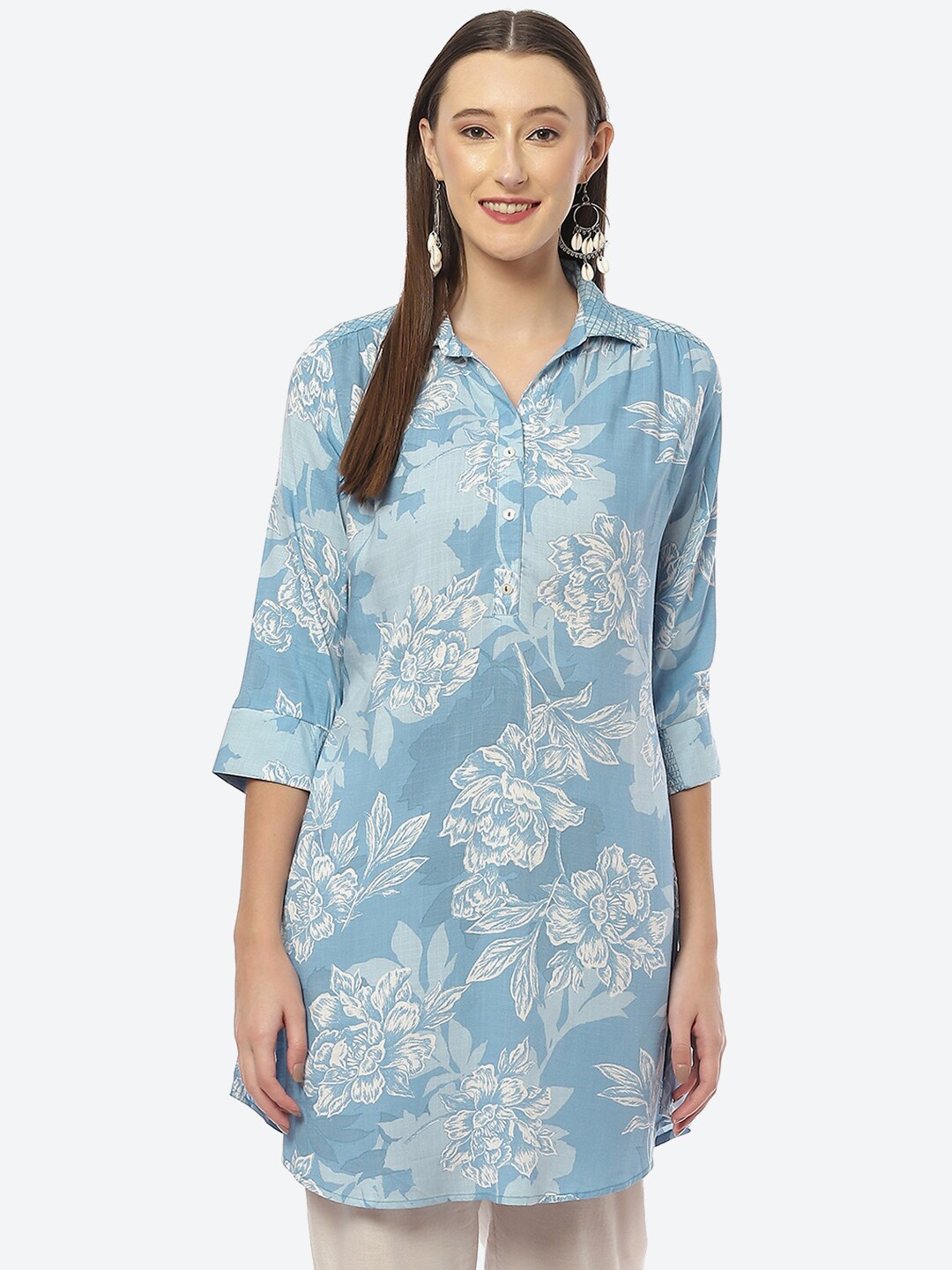 

Biba Women Teal Classic Floral Printed Longline Casual Shirt