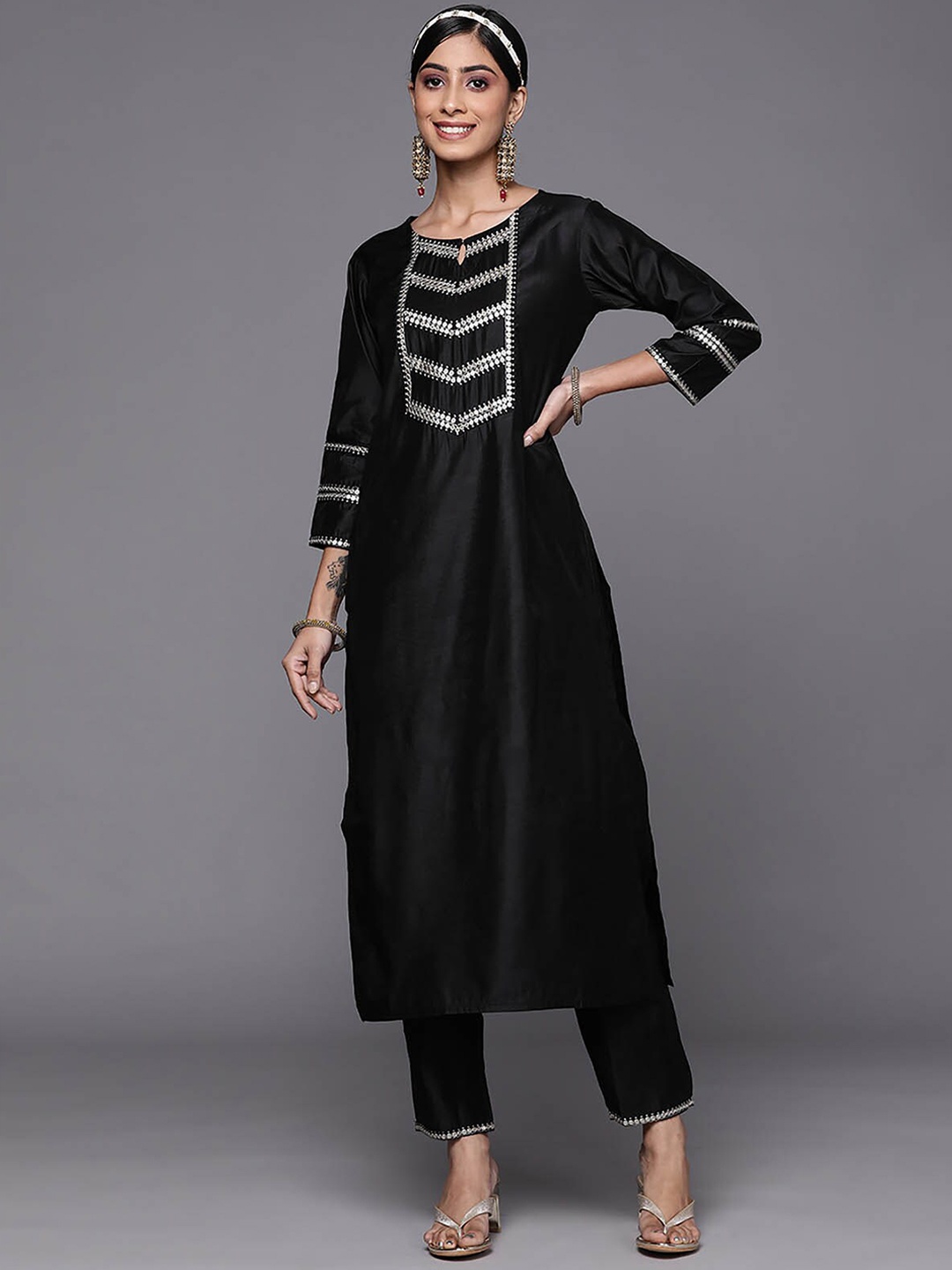 

ODETTE Women Black Ethnic Motifs Embroidered Mirror Work Kurta with Trousers