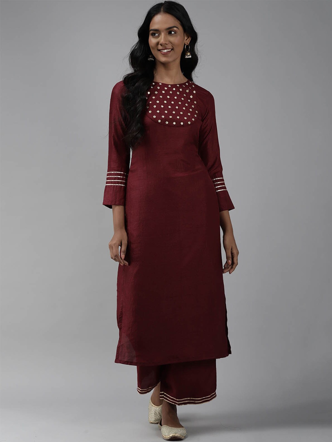 

ODETTE Women Maroon Embroidered Gotta Patti Kurta with Palazzos