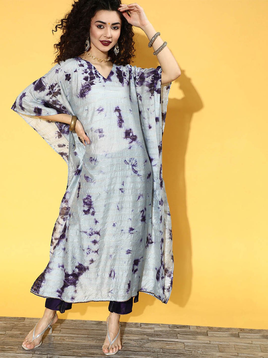 

ODETTE Women Sea Green Dyed Kurta With Trousers
