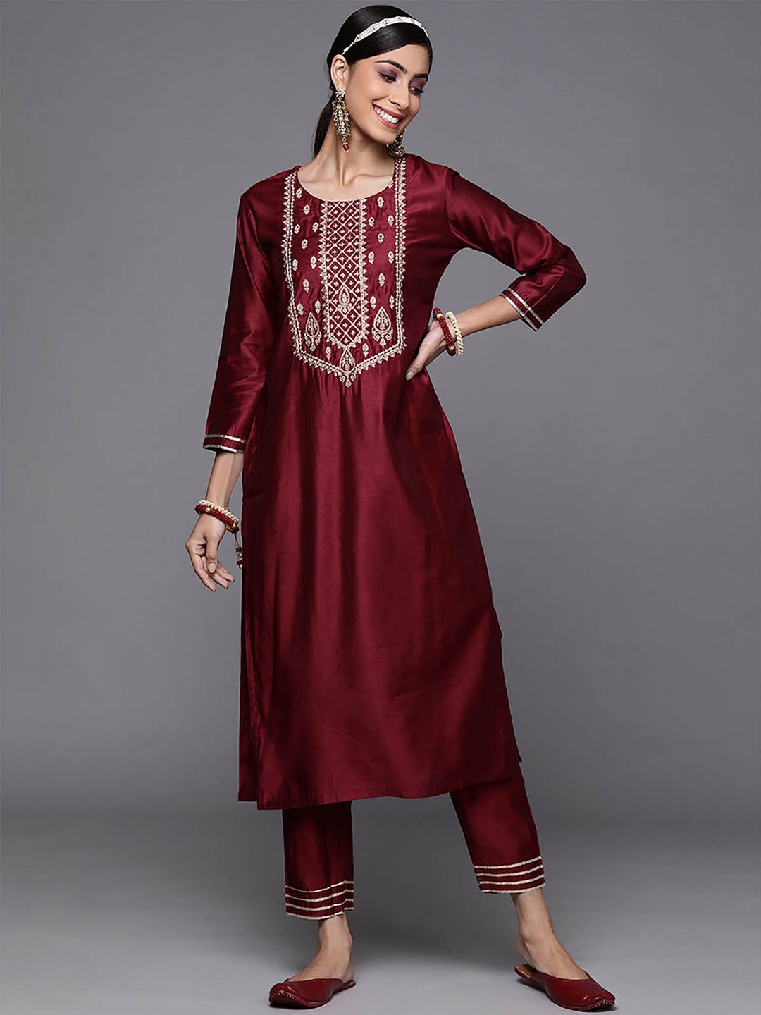 

ODETTE Women Maroon Yoke Design Kurta With Trousers