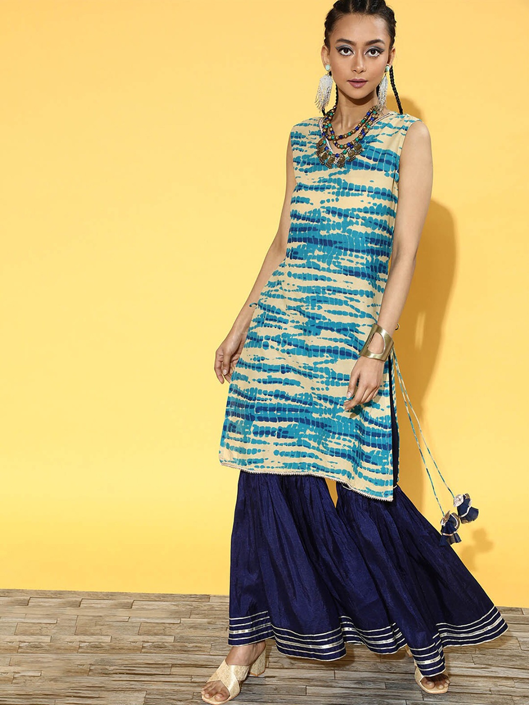 

ODETTE Women Blue & Beige Dyed Cotton Kurta With Sharara Set