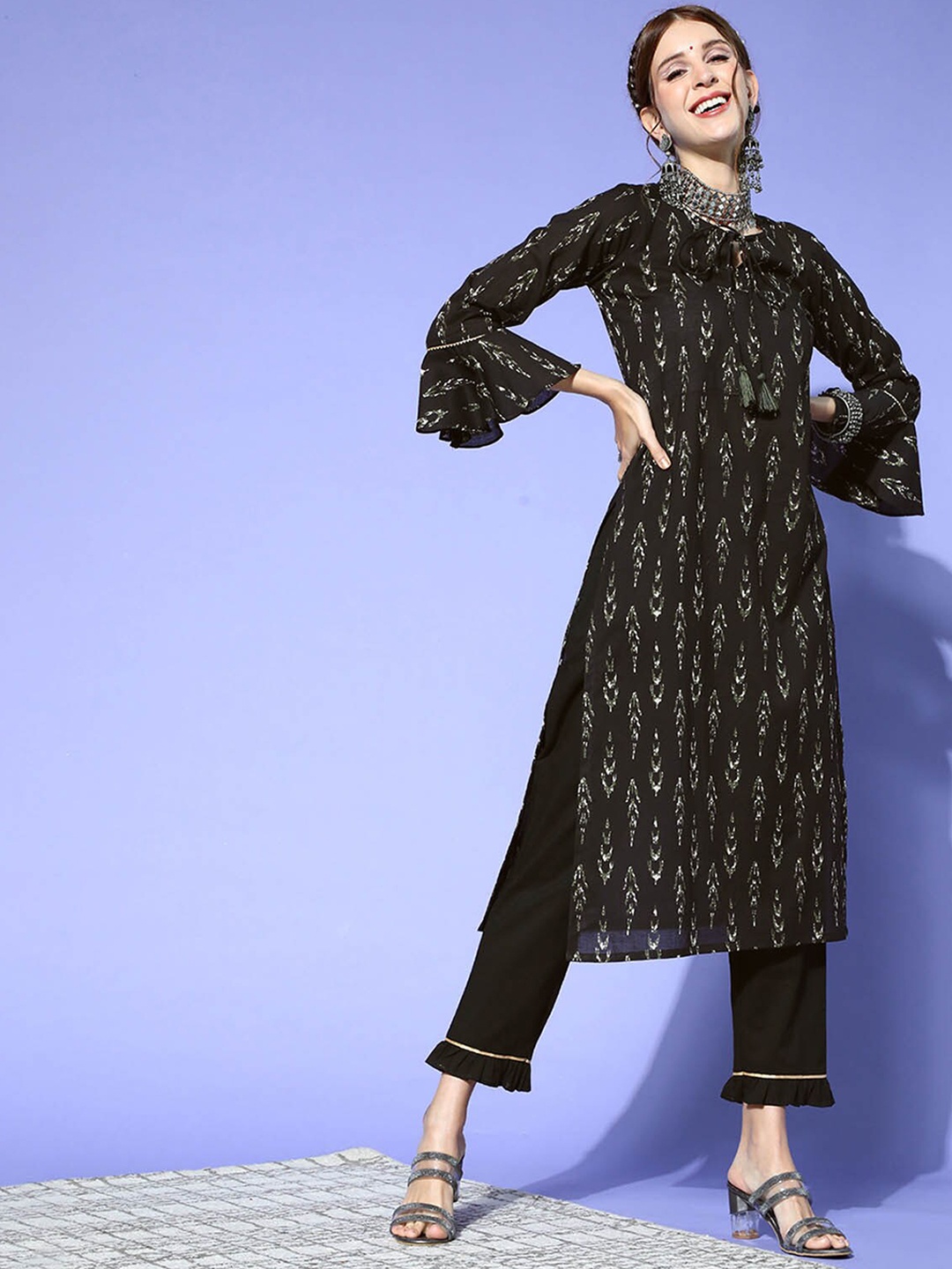

ODETTE Women Black Floral Printed Bell Sleeves Cotton Kurta With Palazzo Set
