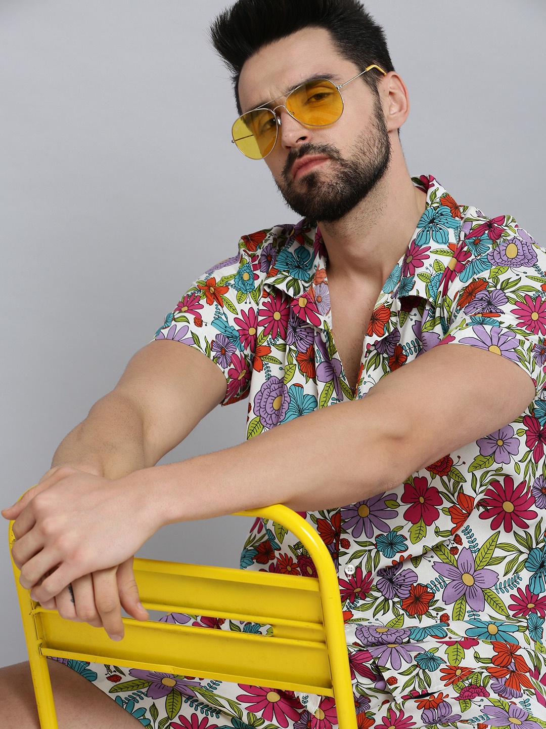 

SHOWOFF Men White Floral Printed Co-Ords