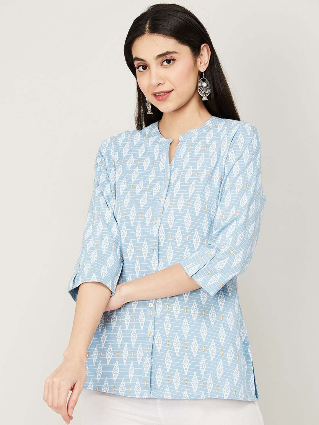 

Melange by Lifestyle Blue & White Print Mandarin Collar Shirt Style Longline Top