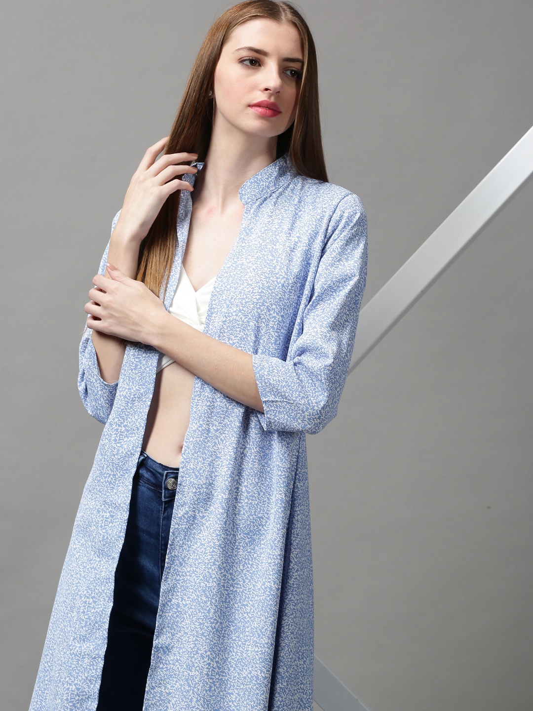 

SHOWOFF Women Blue & White Printed Longline Shrug