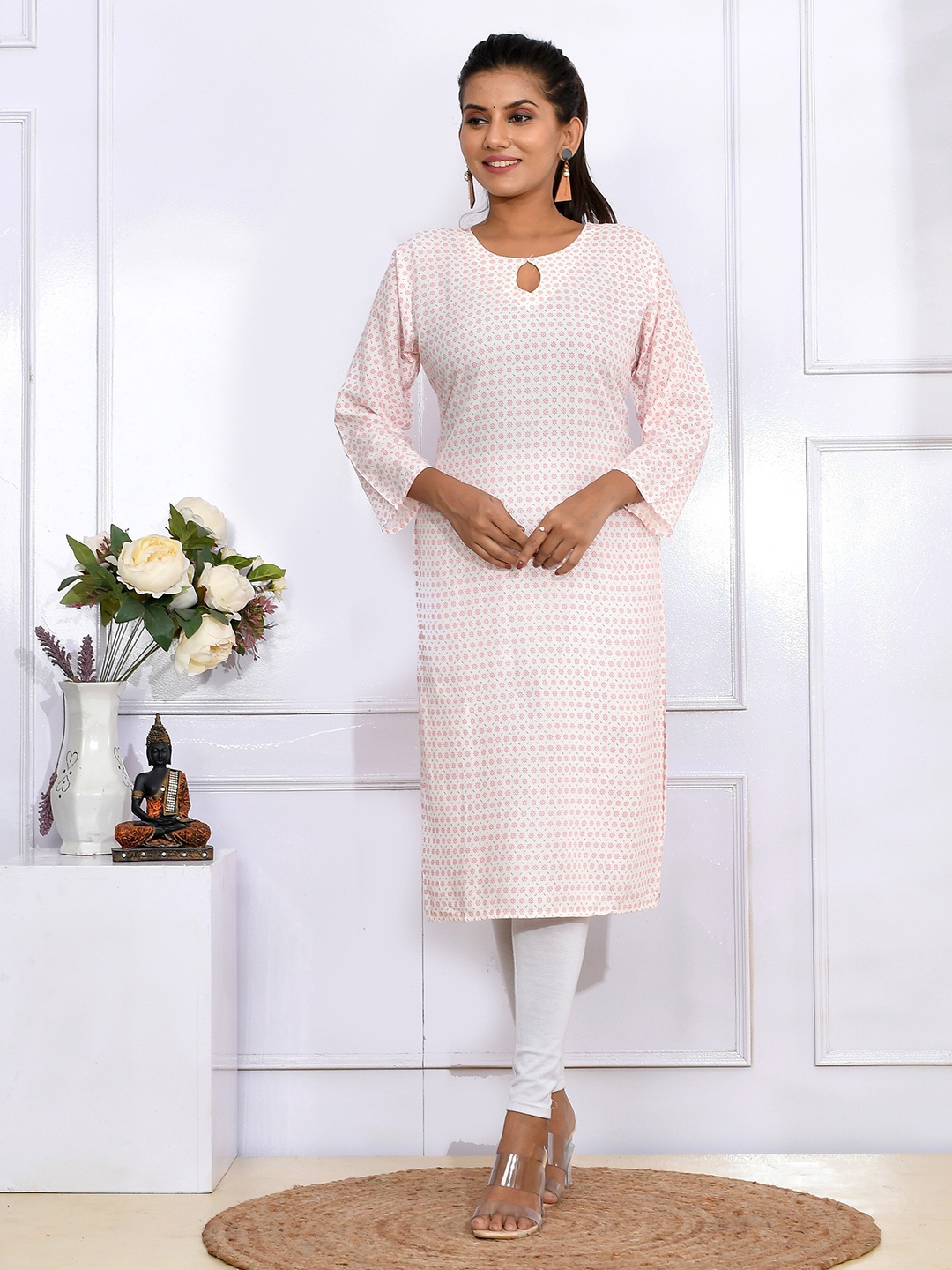 

Kesarya Floral Printed Keyhole Neck Straight Regular Calf Length Cotton Kurta, White