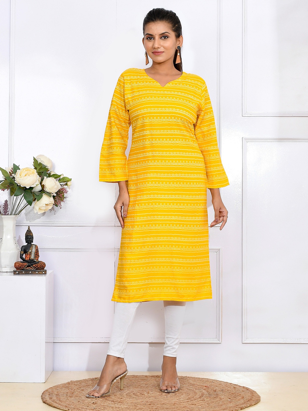 

Kesarya Yellow & White Geometric Printed Cotton Kurta