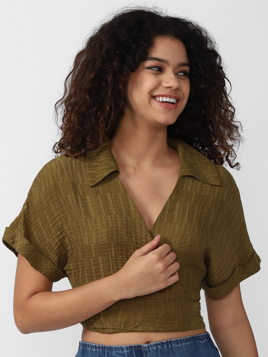

FOREVER 21 Olive Green Print Extended Sleeves Wrap Crop Top