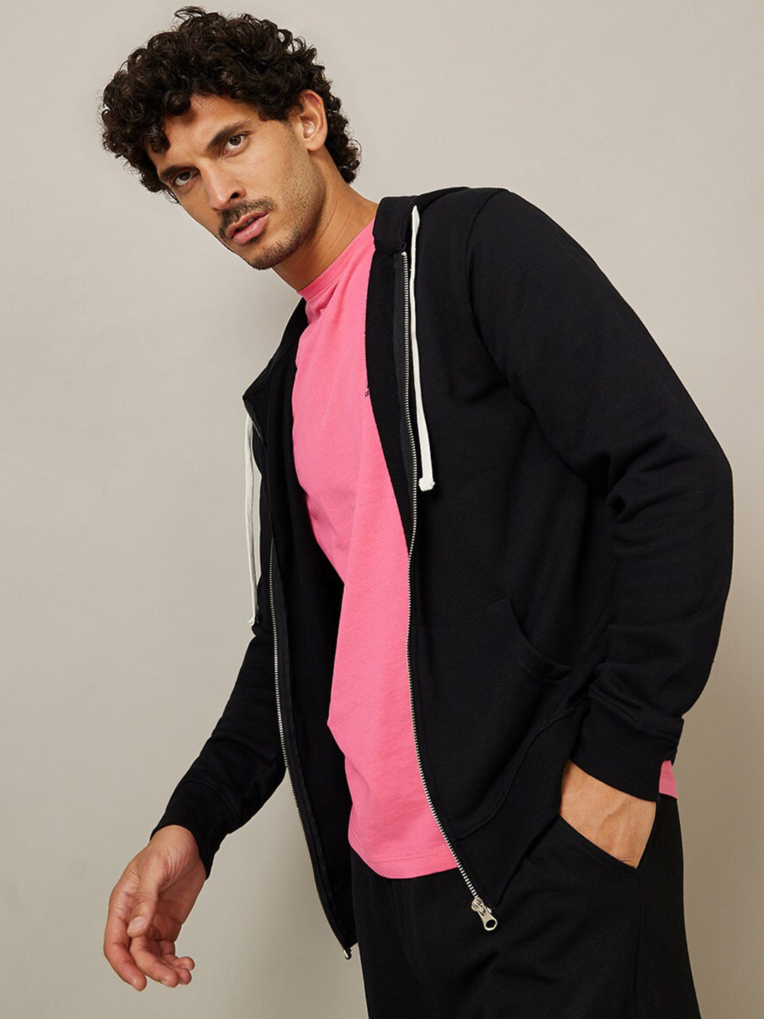 

Styli Front Zip Hoodie with Contrast Drawstring, Black