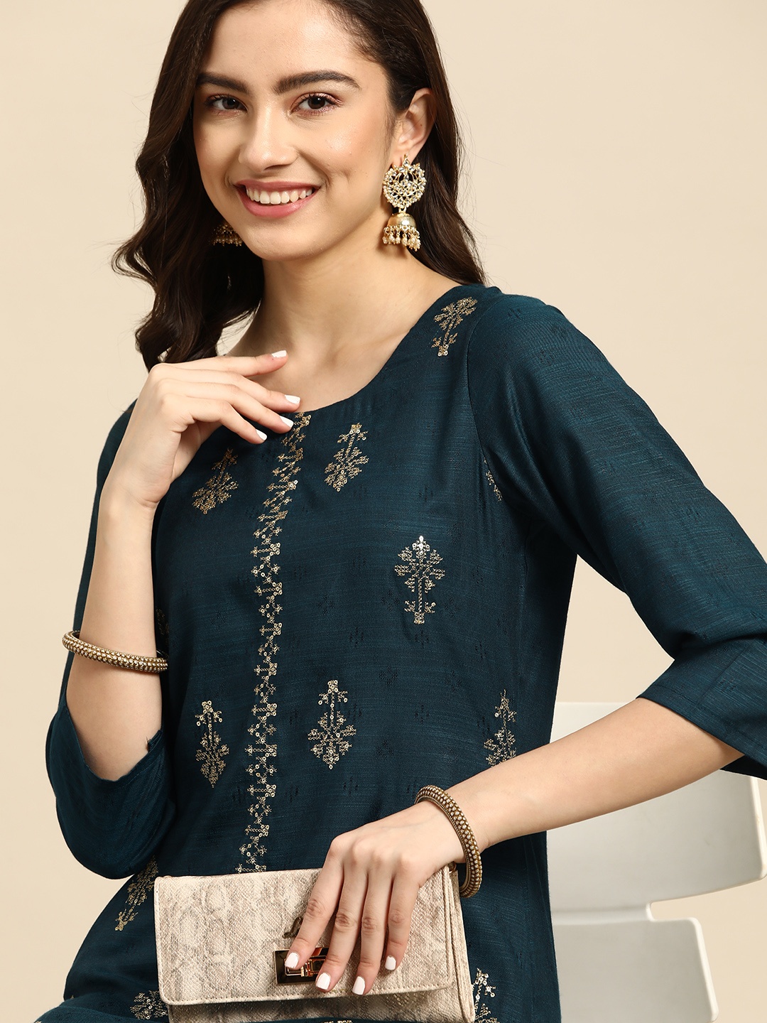 

Sangria Teal Blue & Golden Embroidered Regular Kurta