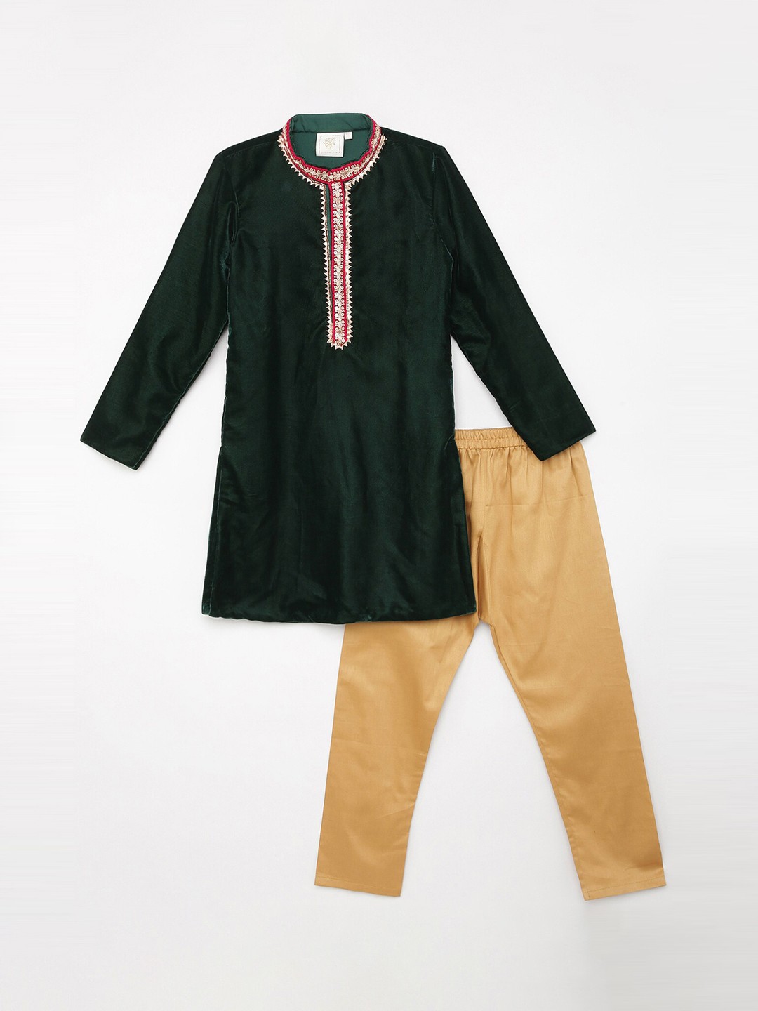 

BYB PREMIUM Boys Green Yoke Design Velvet Kurta with Pyjamas