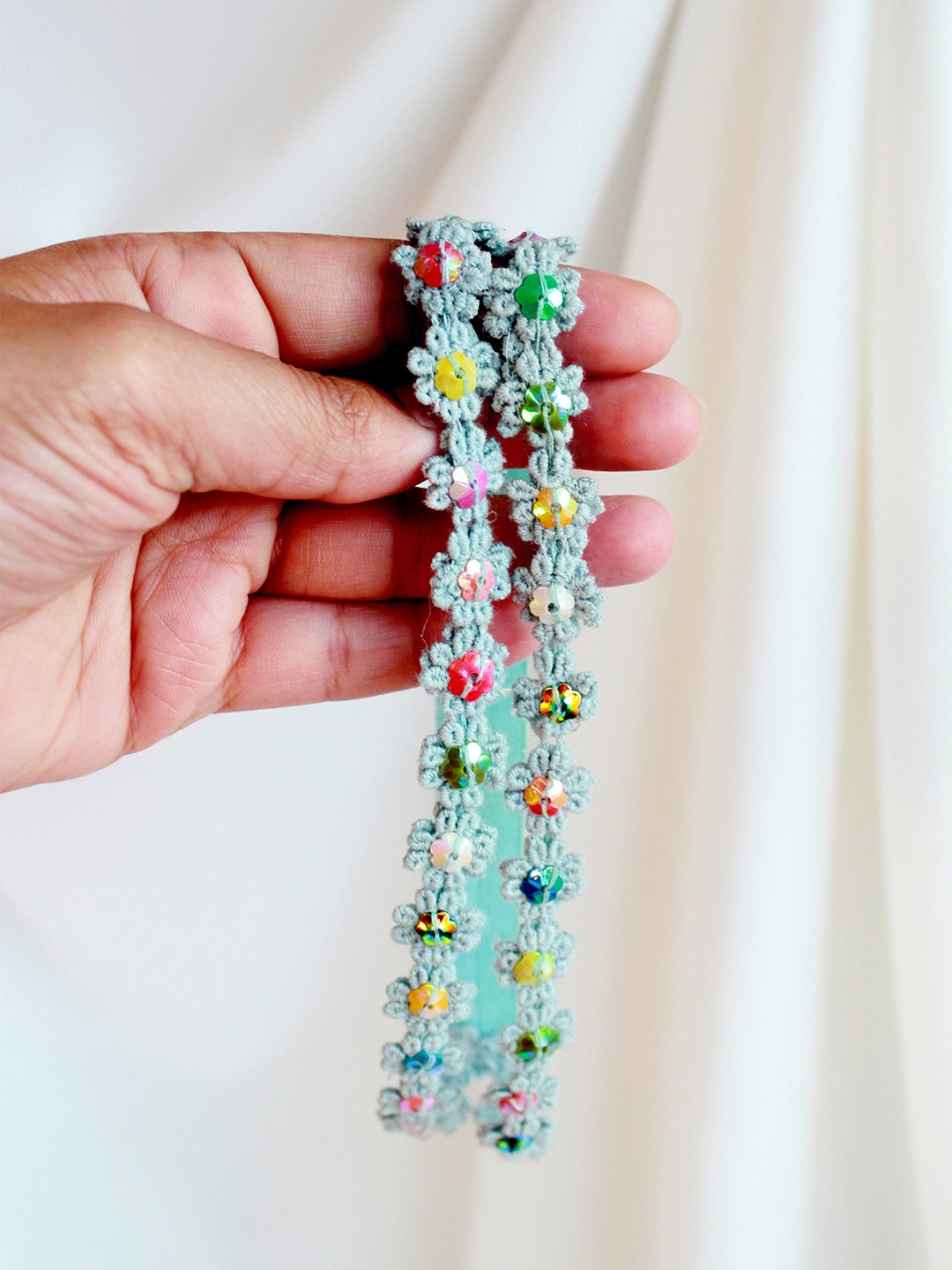 

Choko Girls Blue & Pink Embellished Hairband