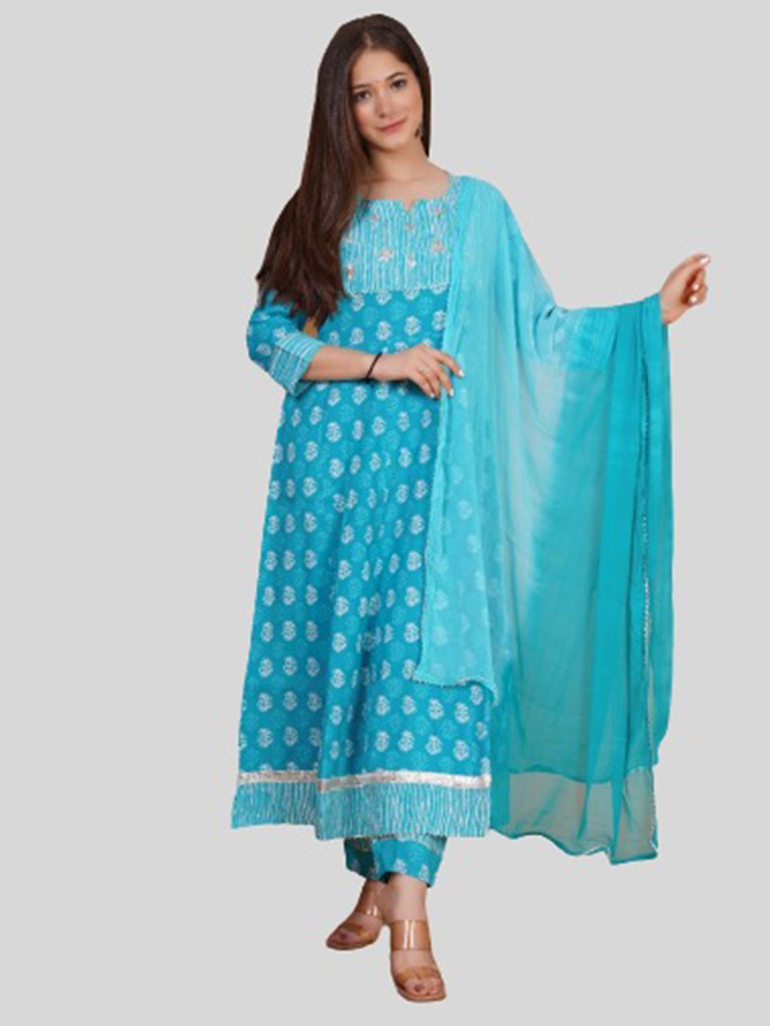 

misbis Women Blue Floral Printed Kurta with Palazzos & With Dupatta